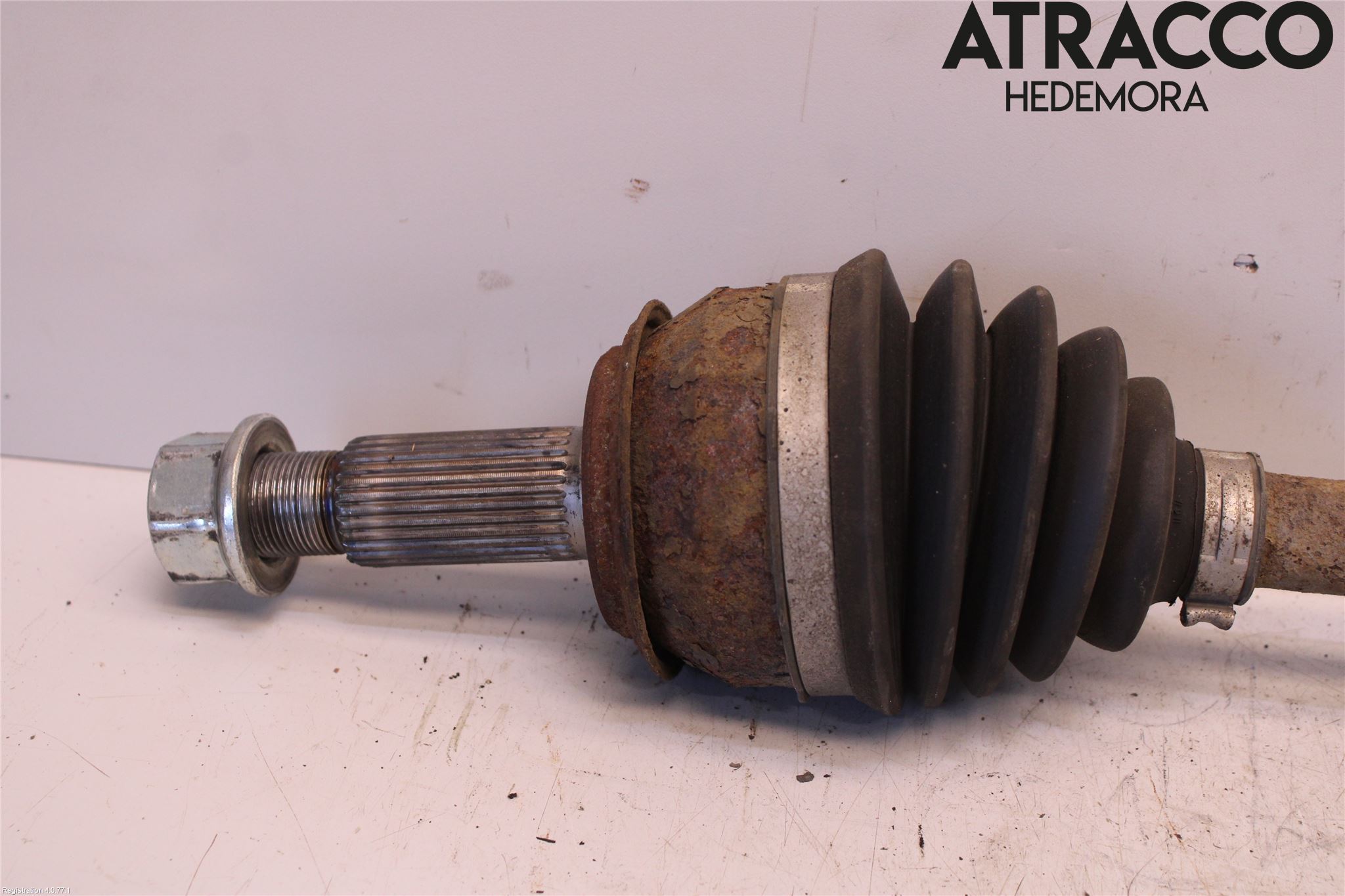 Nissan QASHQAI 14-17 Drivaxel Fram Vänster