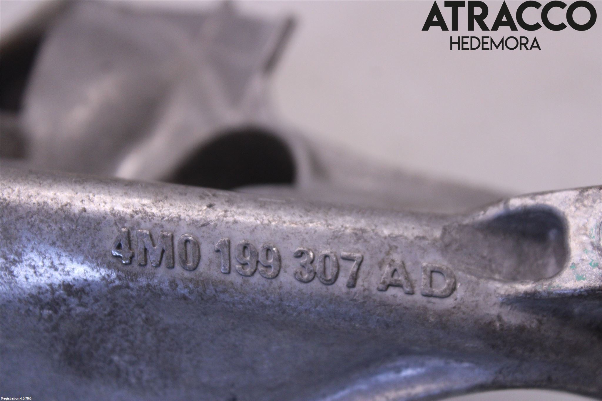 Audi A4/S4 B9 16-19 Motorfäste