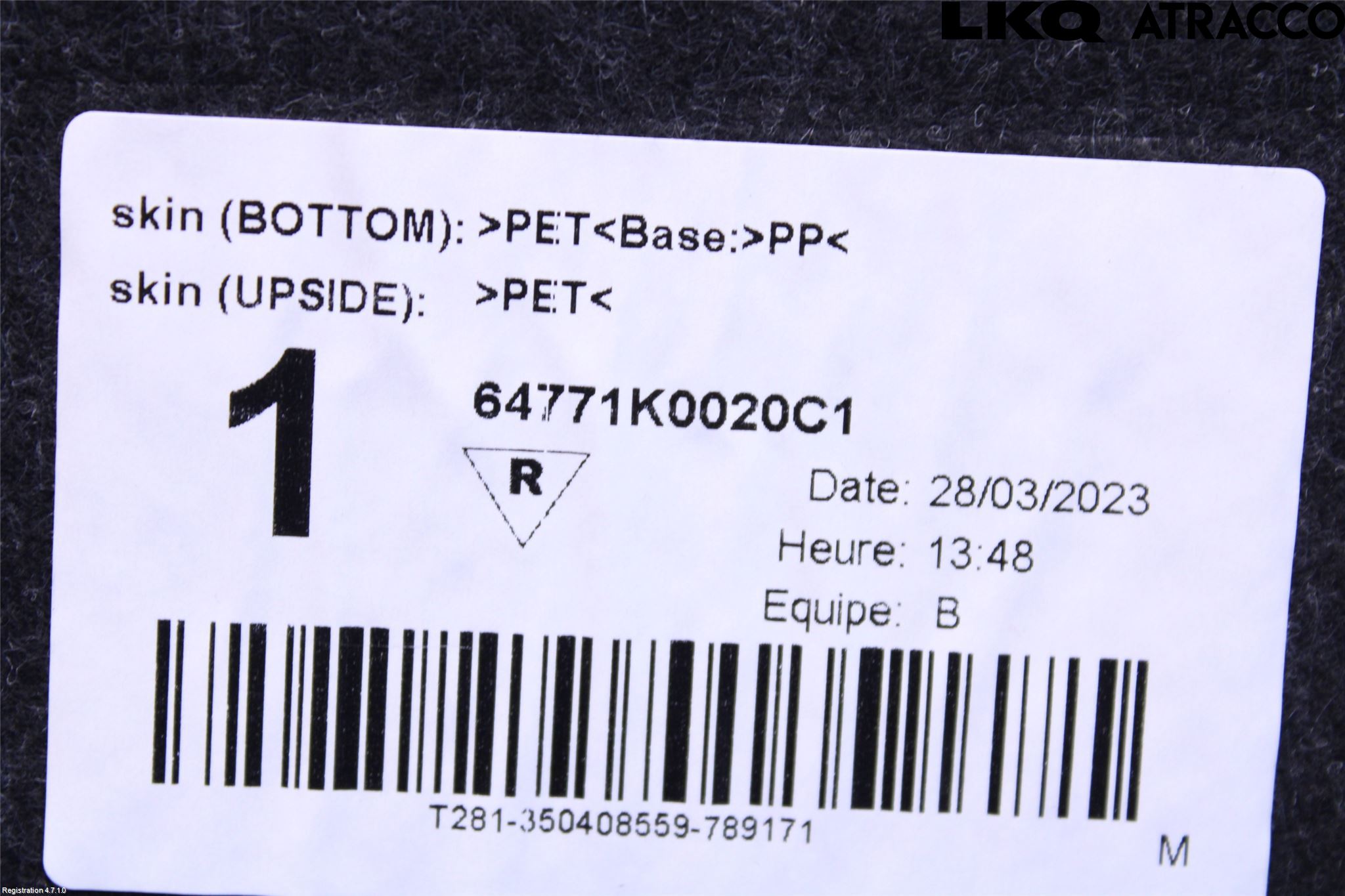 Toyota YARIS XP21 20- Inrbagagerumklädsel-Golv