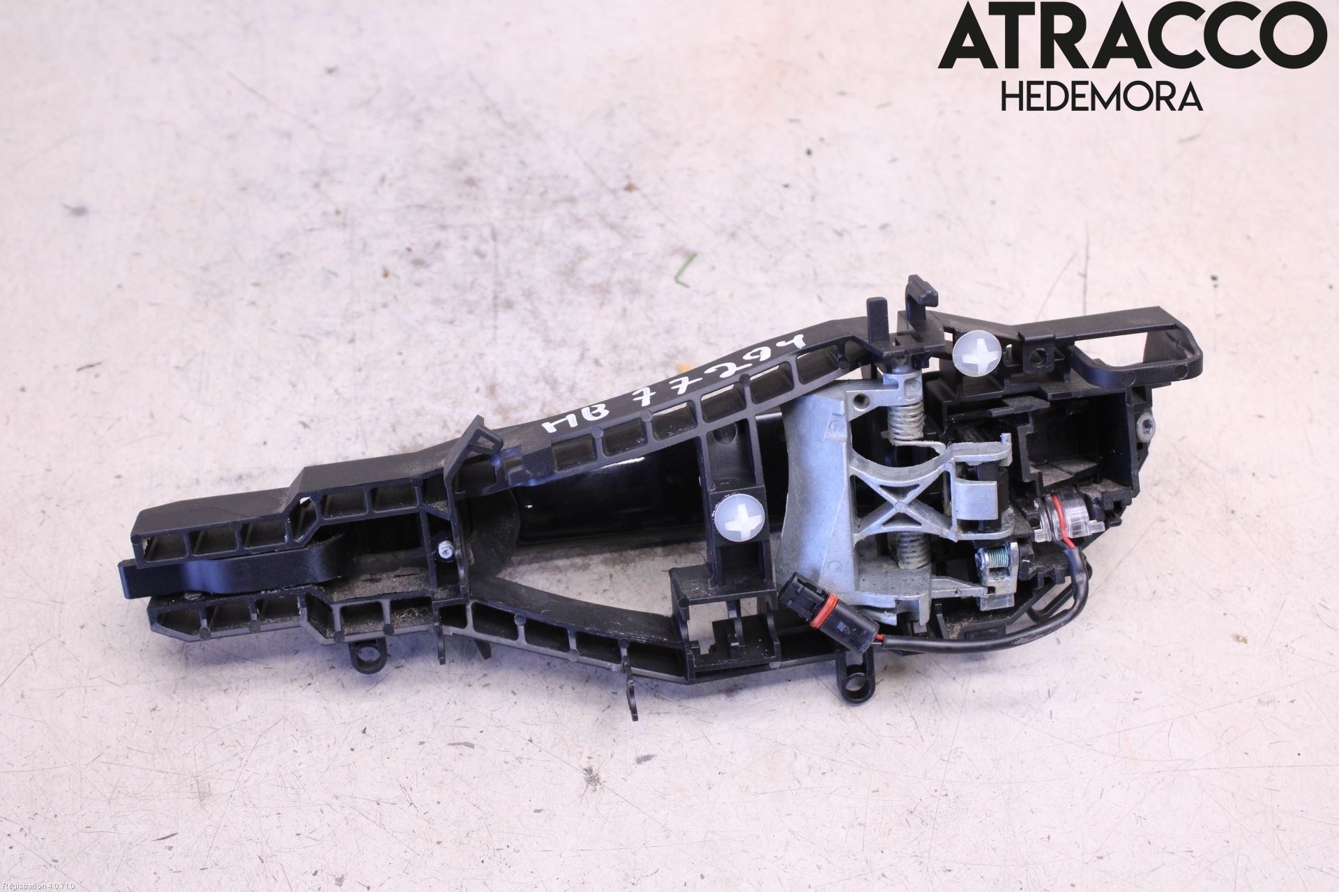 BMW 3 F30/F31/F80 12-19 Dörrhandtag Yttre Hö
