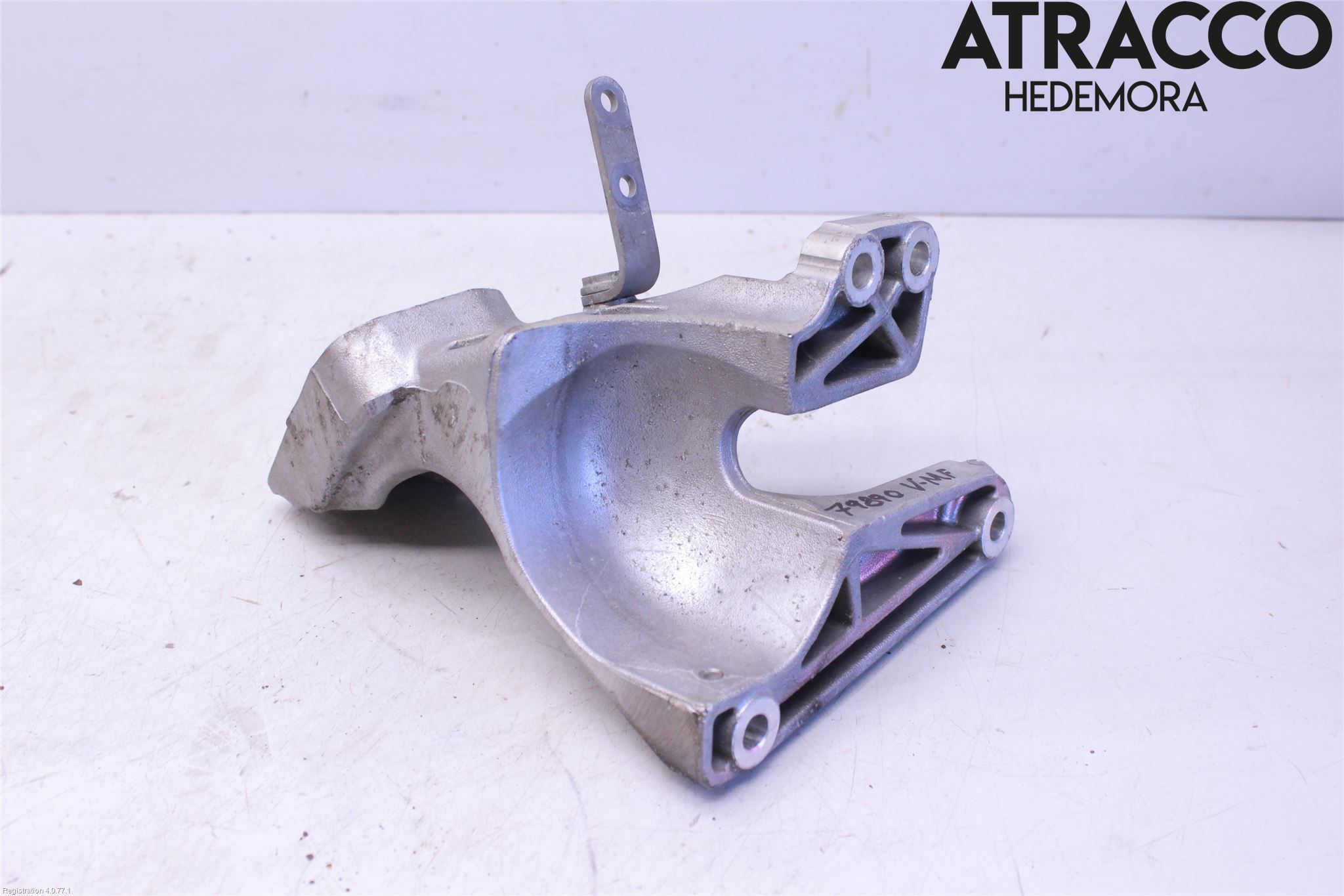 Audi A6/S6     05-11 Motorfäste