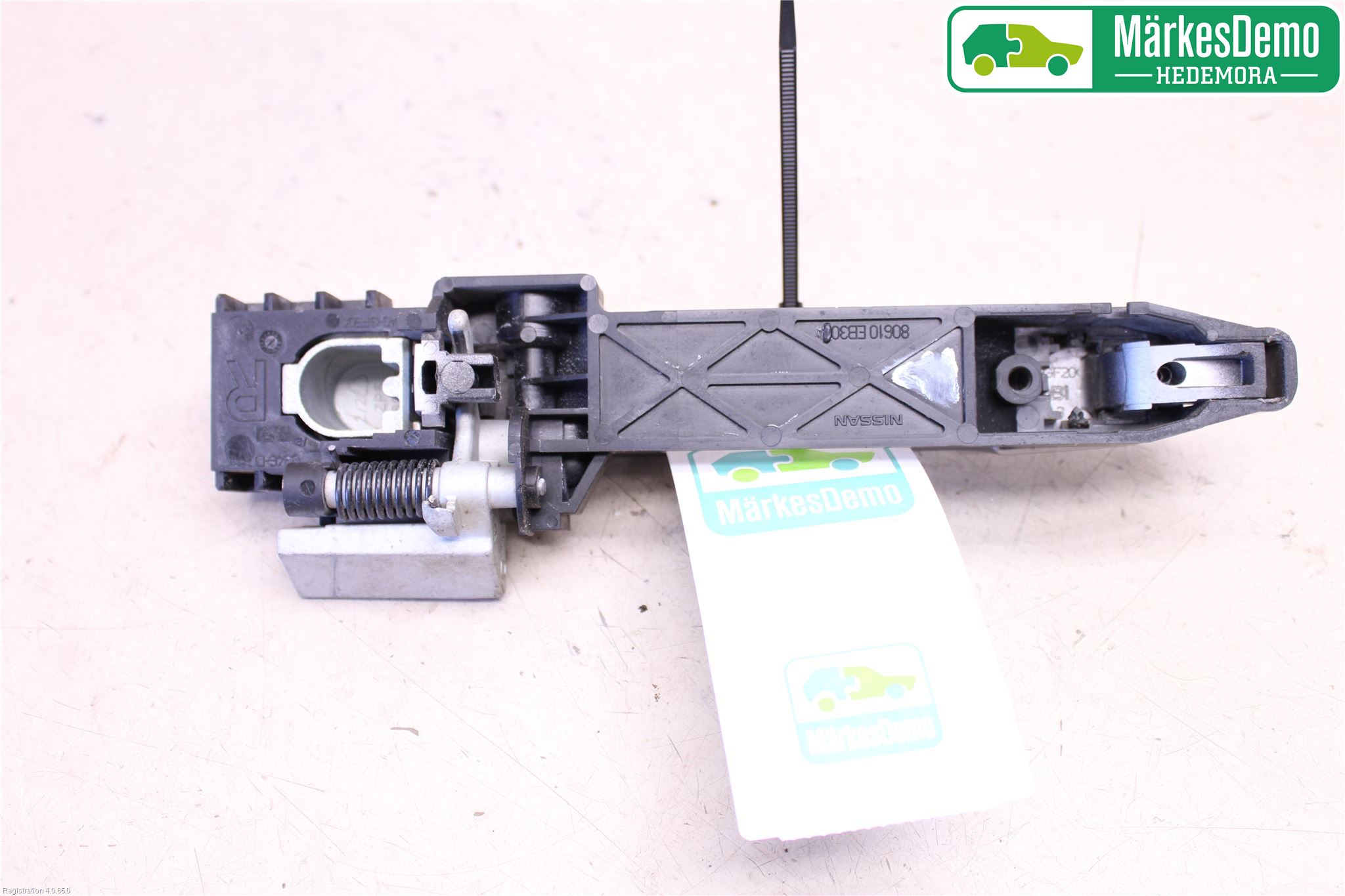 Nissan QASHQAI   07-10 Dörrhandtag Yttre Hö