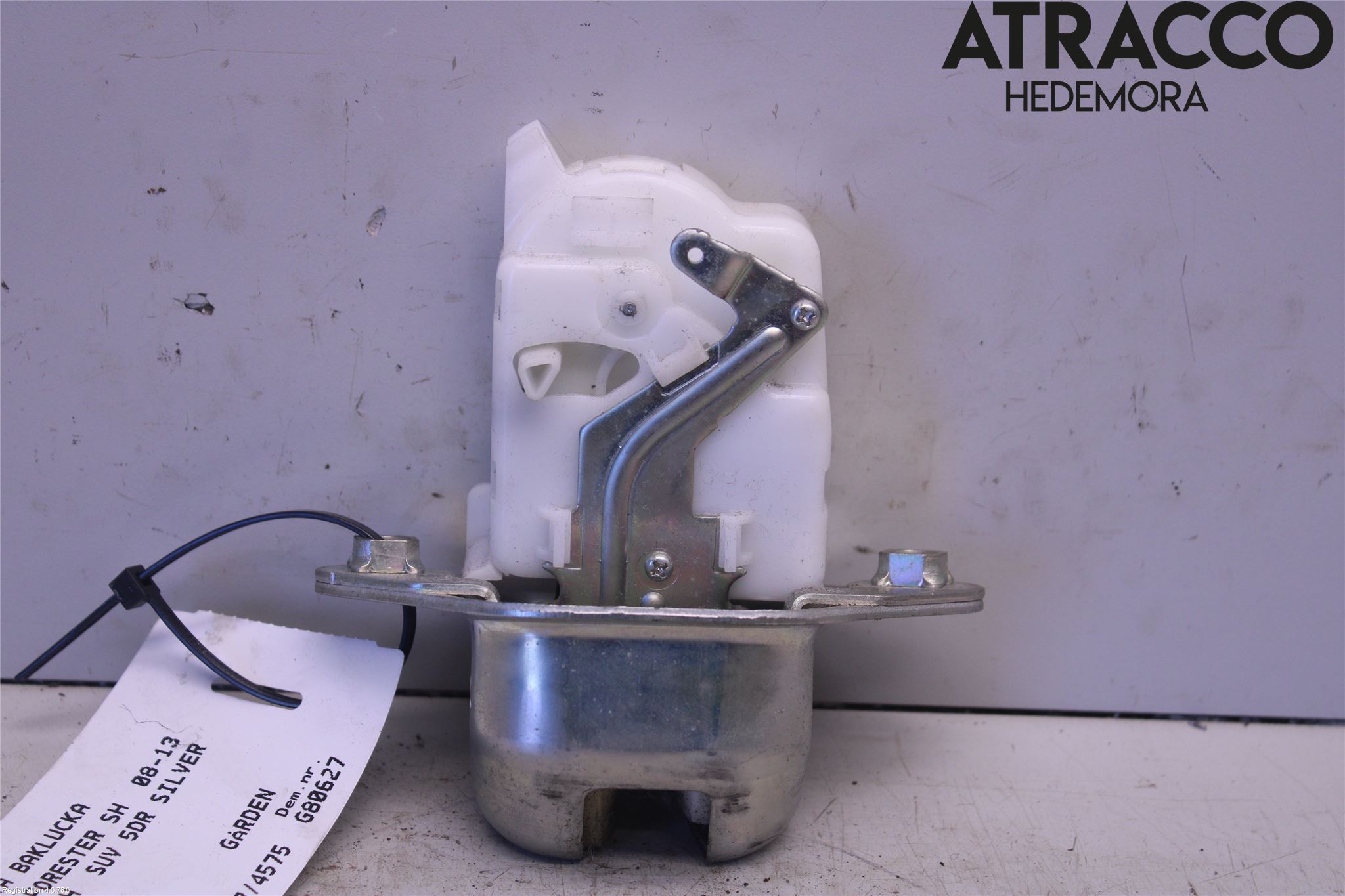 Subaru FORESTER SH  08-13 Låskista Baklucka