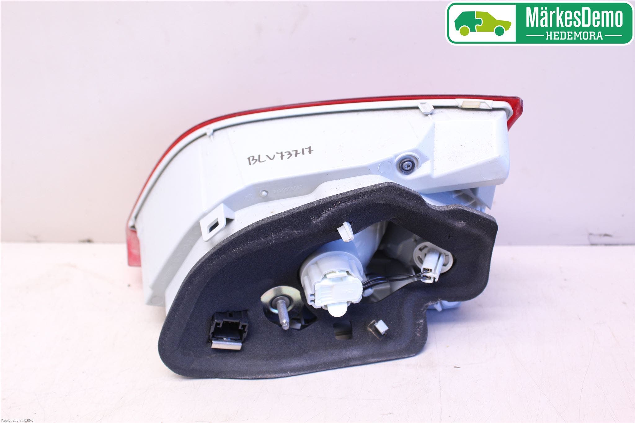 Peugeot 308 14-21 Bakljus Lucka Vä