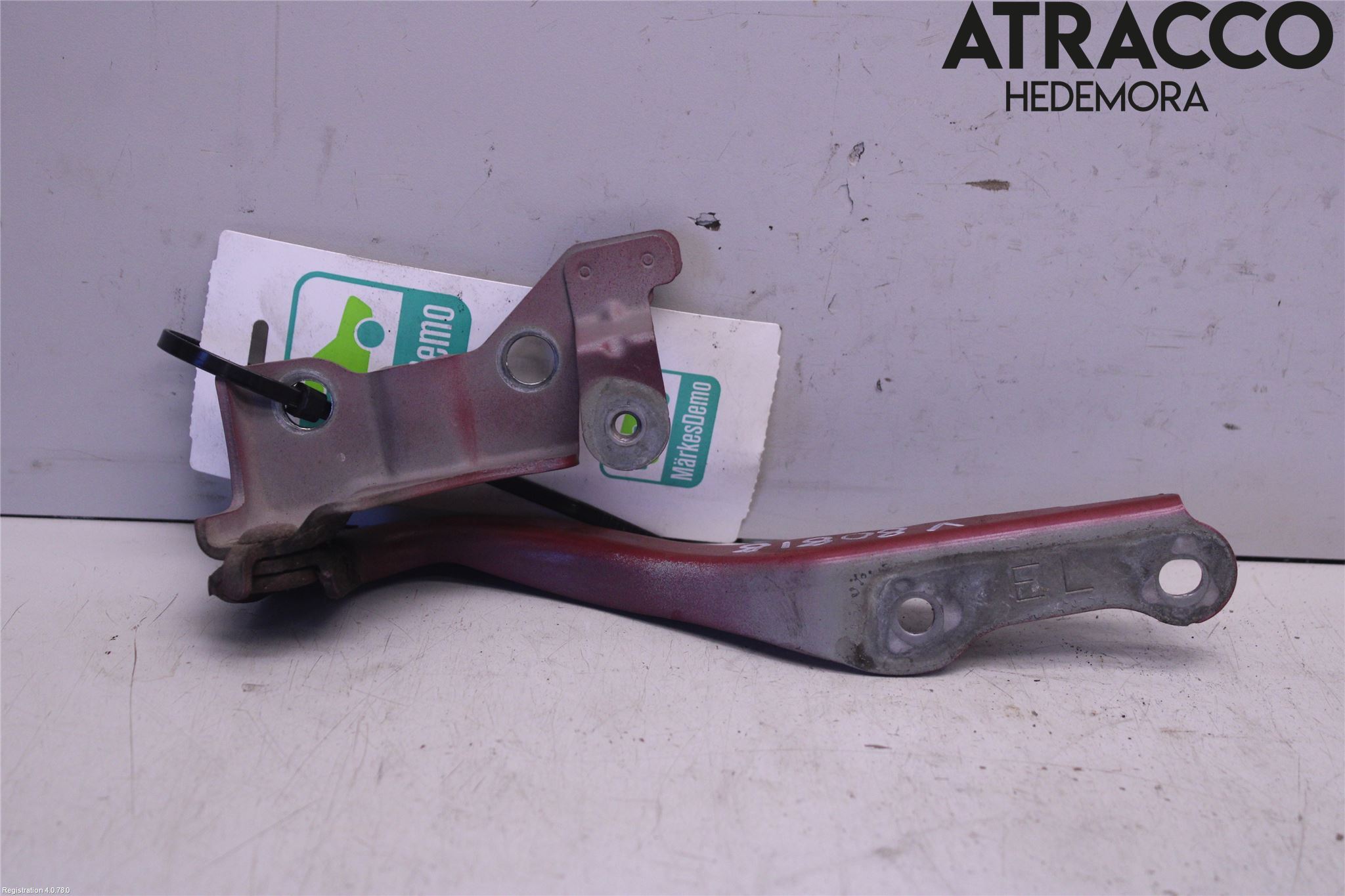 Subaru OUTBACK 10-15 Huvgångjärn