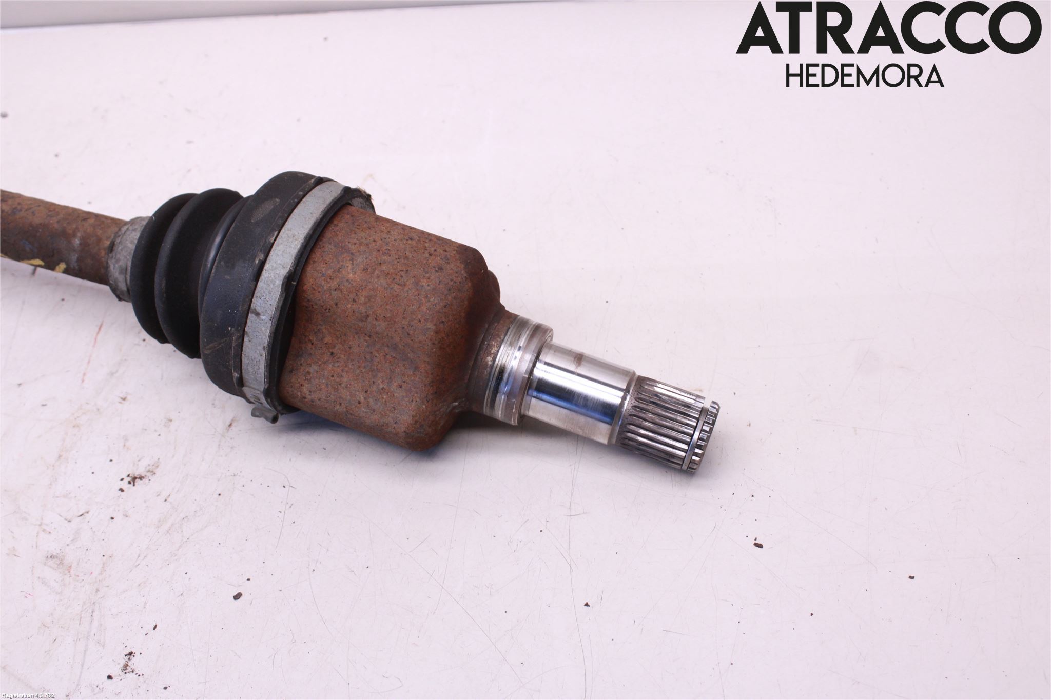 Ford FOCUS 08-11 Drivaxel Fram Vänster