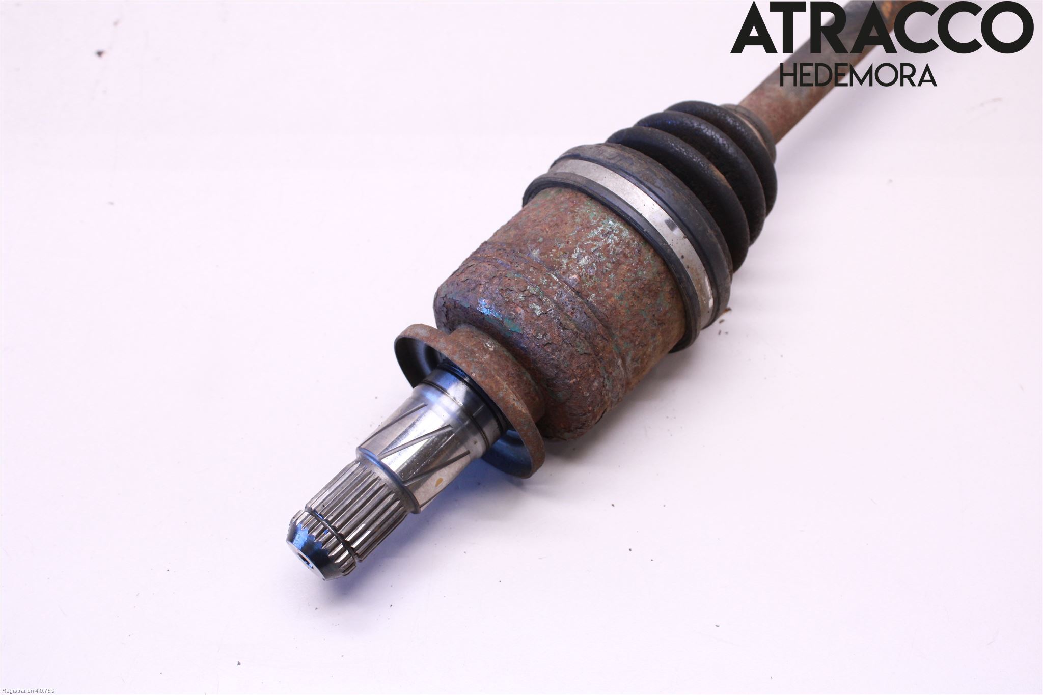 Subaru LEGACY    04-06 Drivaxel Bak Vänster