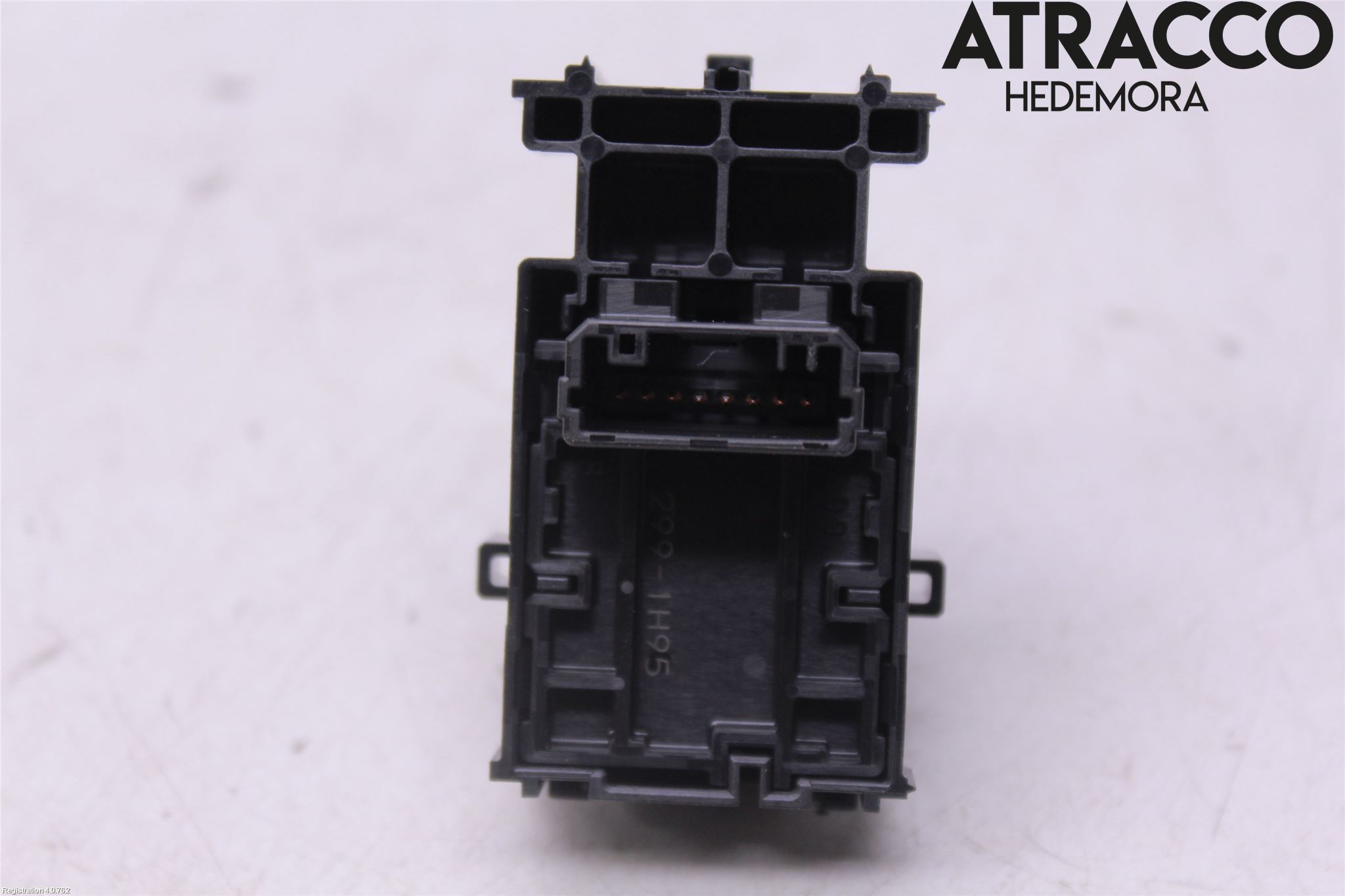 Lexus UX/300e 19- Strömställare Elhiss