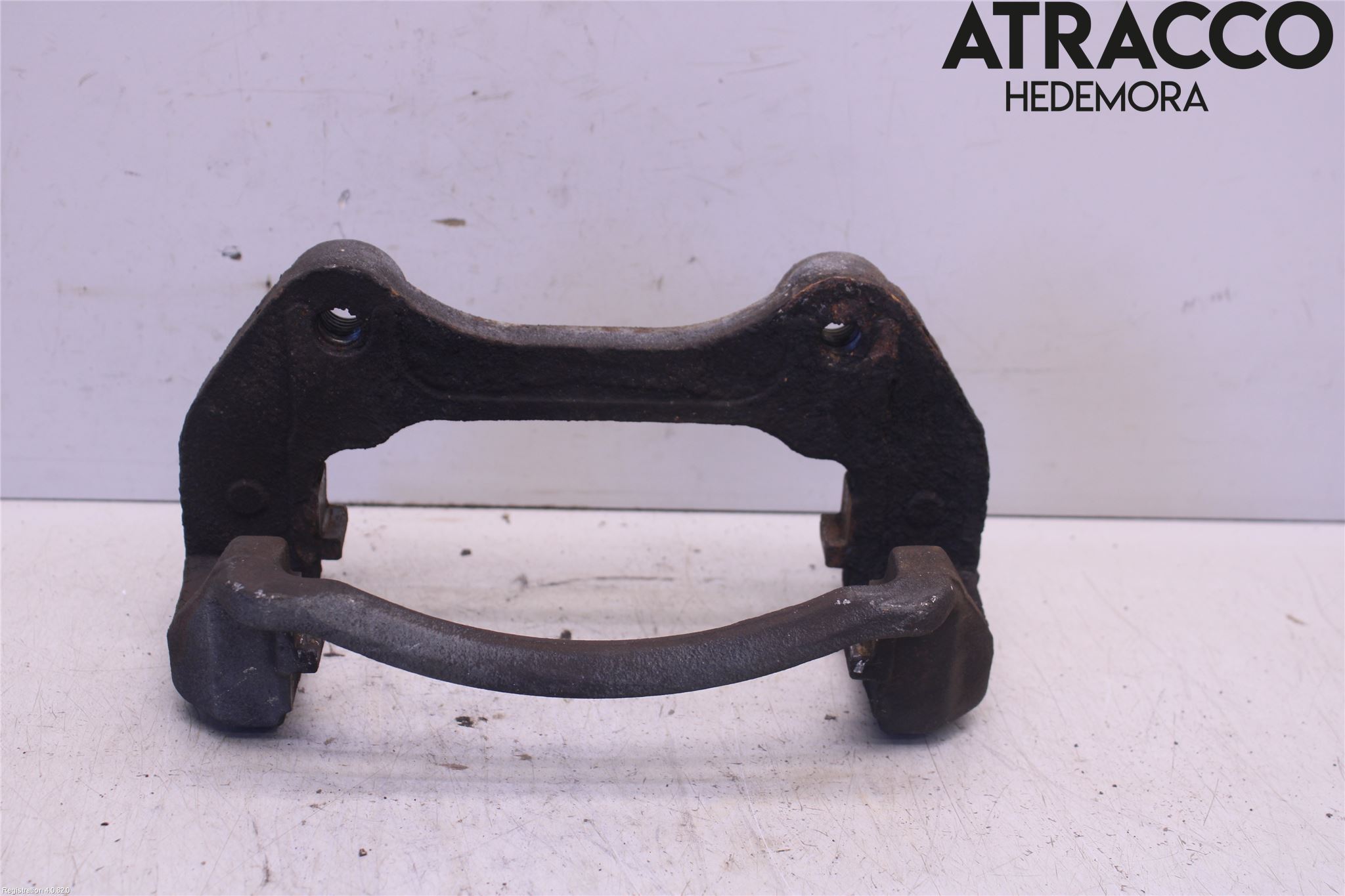 Opel CASCADA 13-19 Bromsokshållare