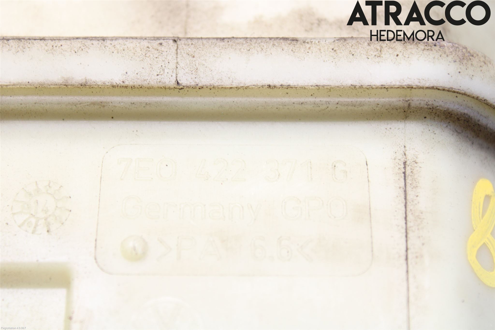 Volkswagen VW TRANSP/CARAVELLE (T5) 04-15 Styrservooljebehållare