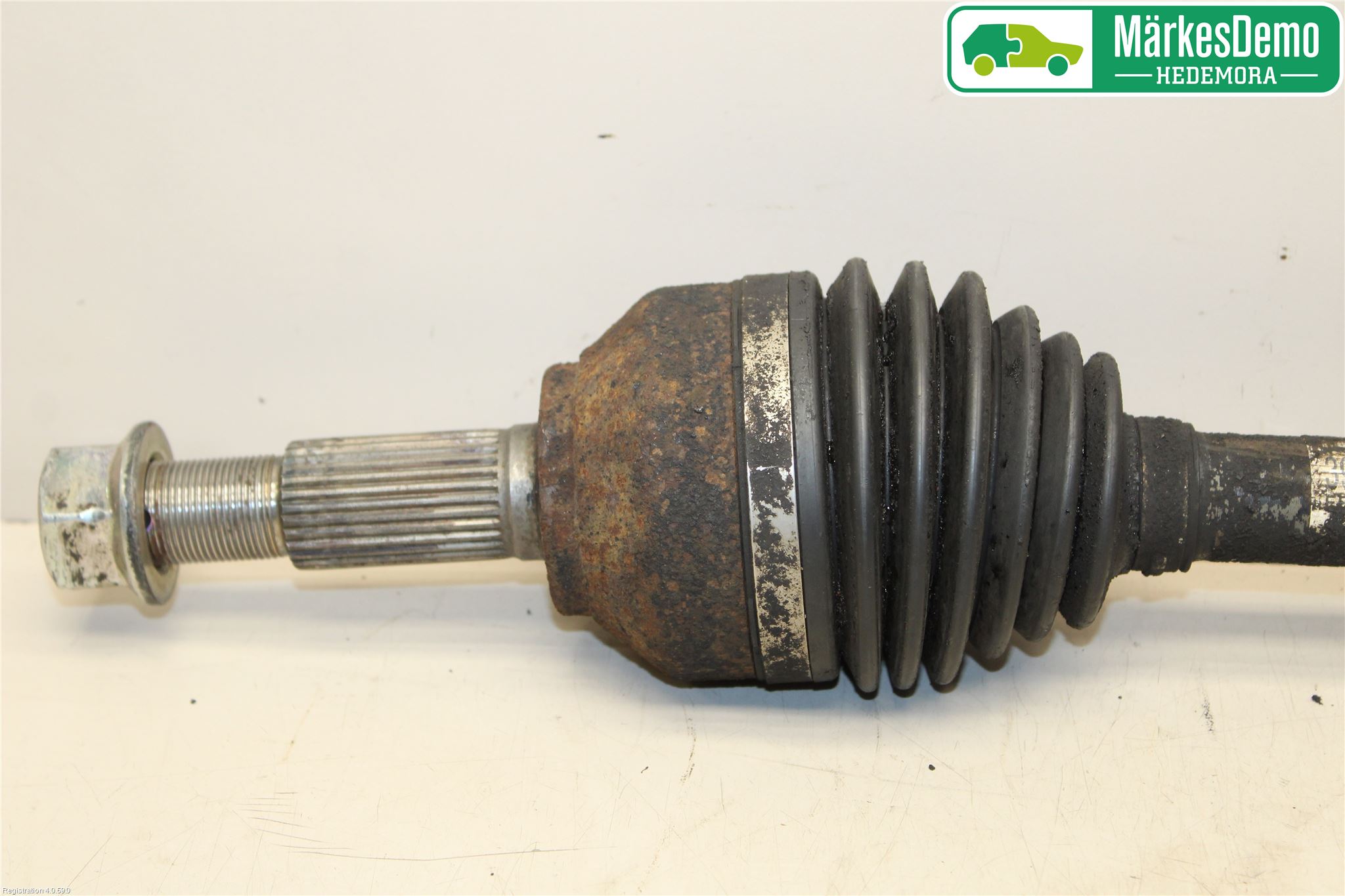 Nissan QASHQAI   07-10 Drivaxel Fram Höger