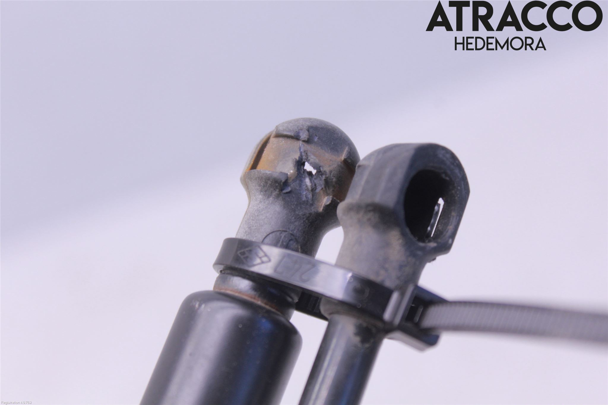 BMW X5 E53     99-06 Gasfjäder Baklucka