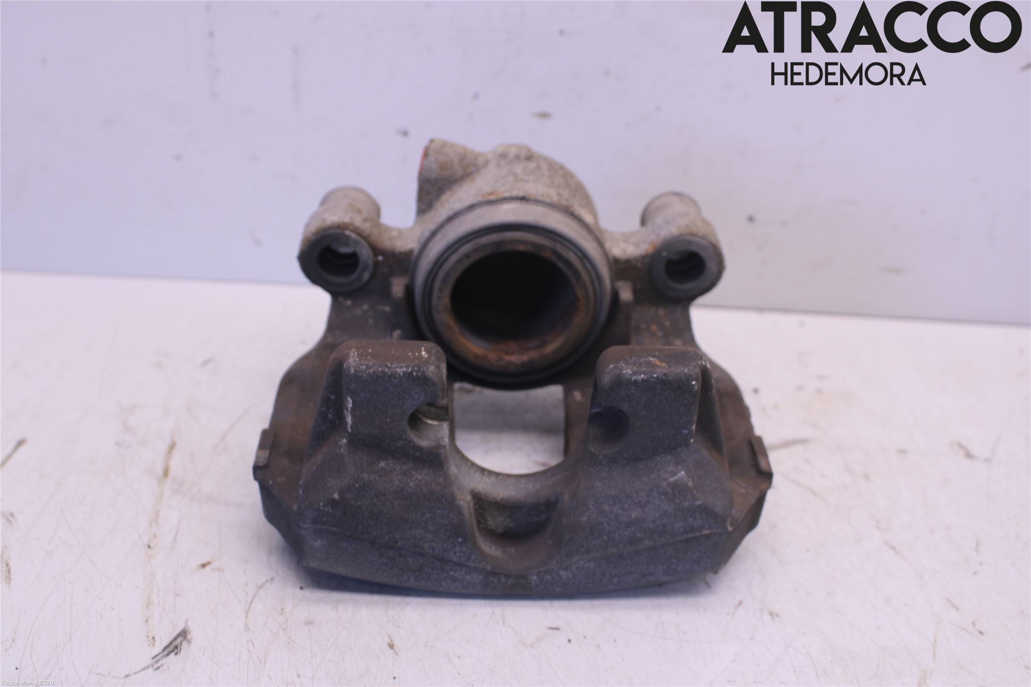 Volvo XC60 14-17 Bromsok Fram Vänster