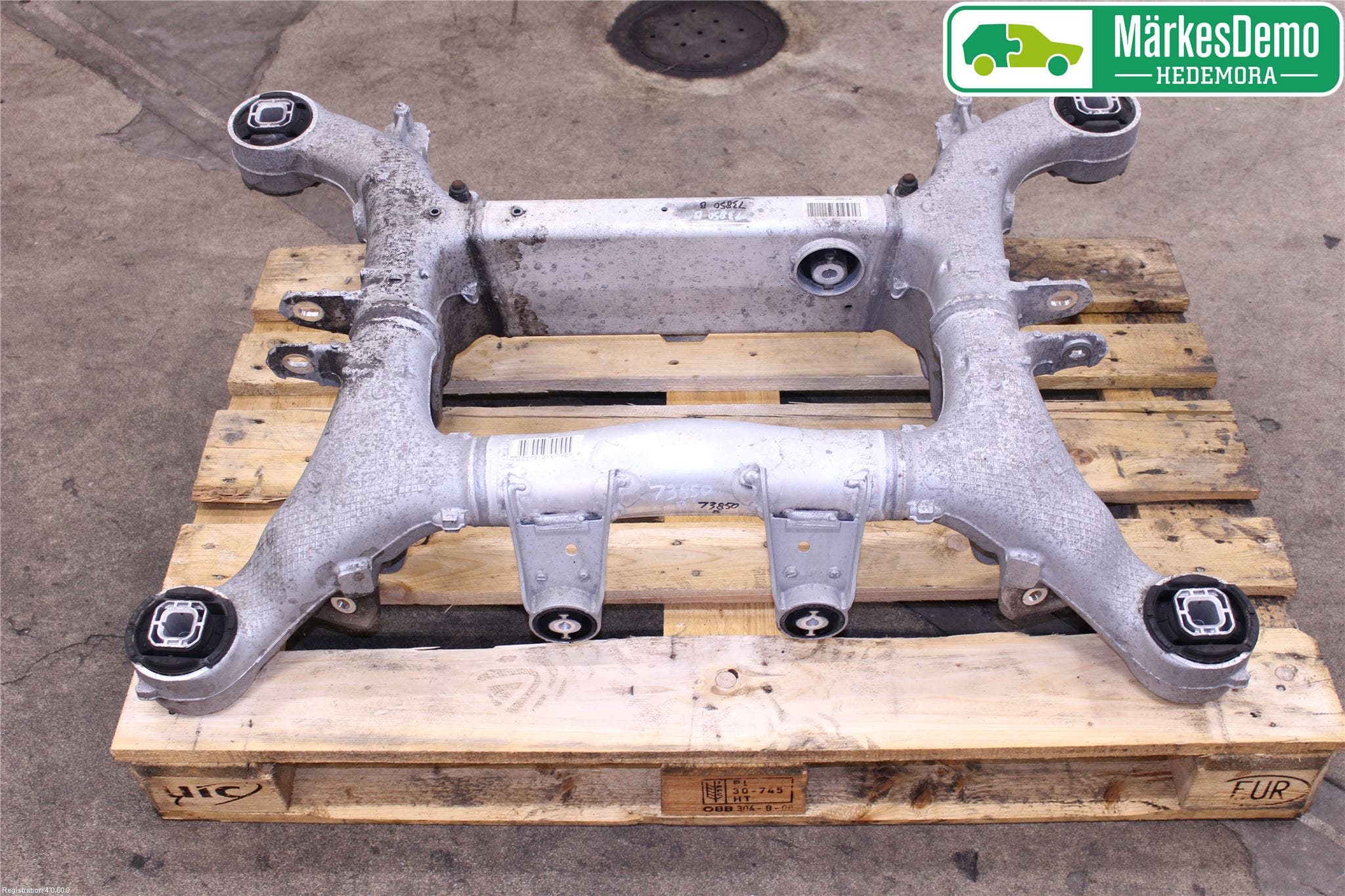 BMW 5 F10/F11/F18 09-17 Bakaxelbalk