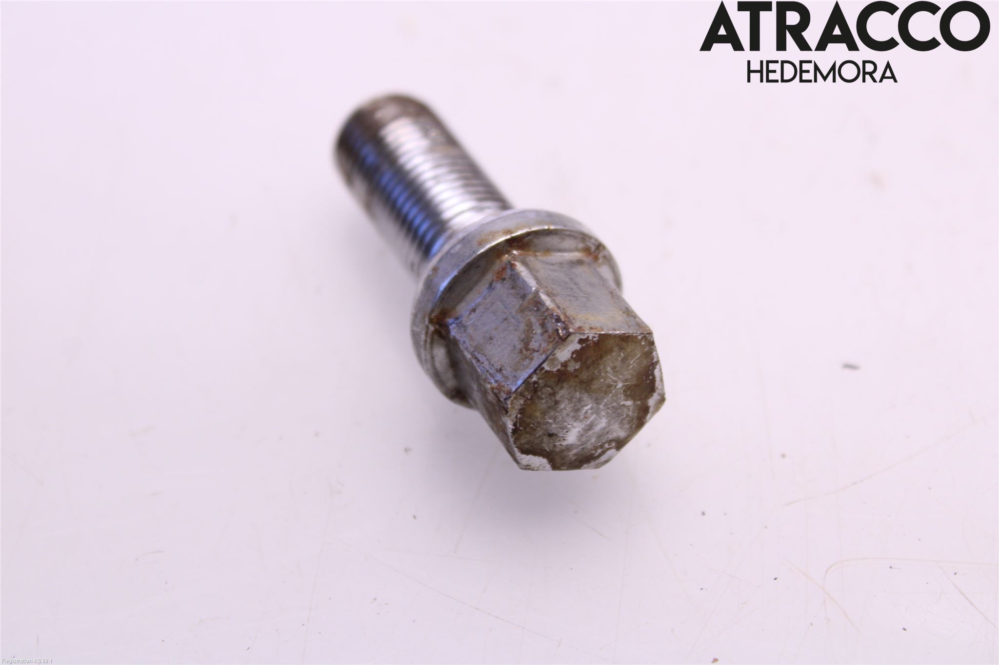 Audi A4 ALLROAD 09-16 Hjulmutter-Bult-Sats