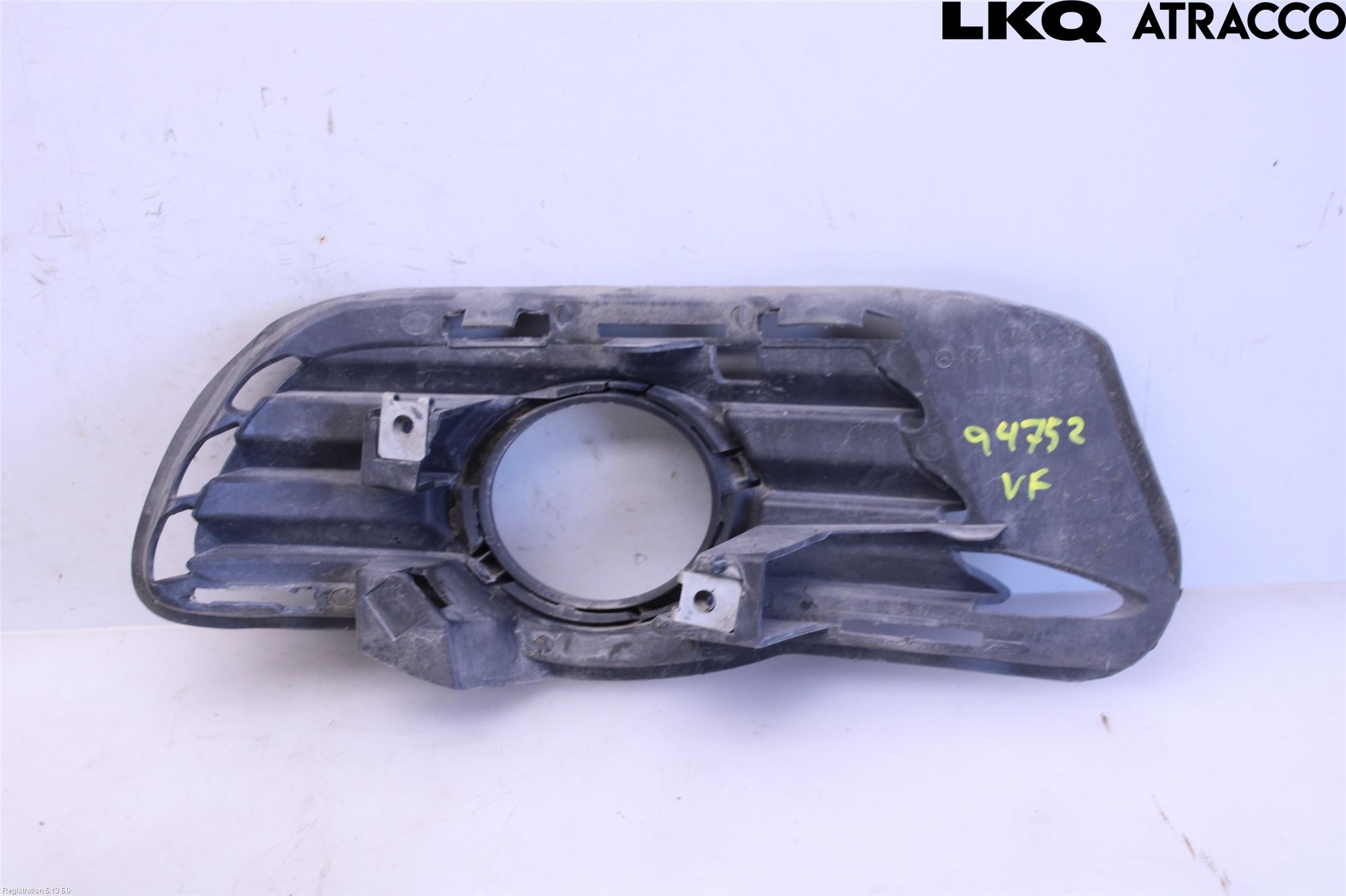 Mercedes-Benz MB C-KLASS (W204) 07-15 Dimljussarg Fram