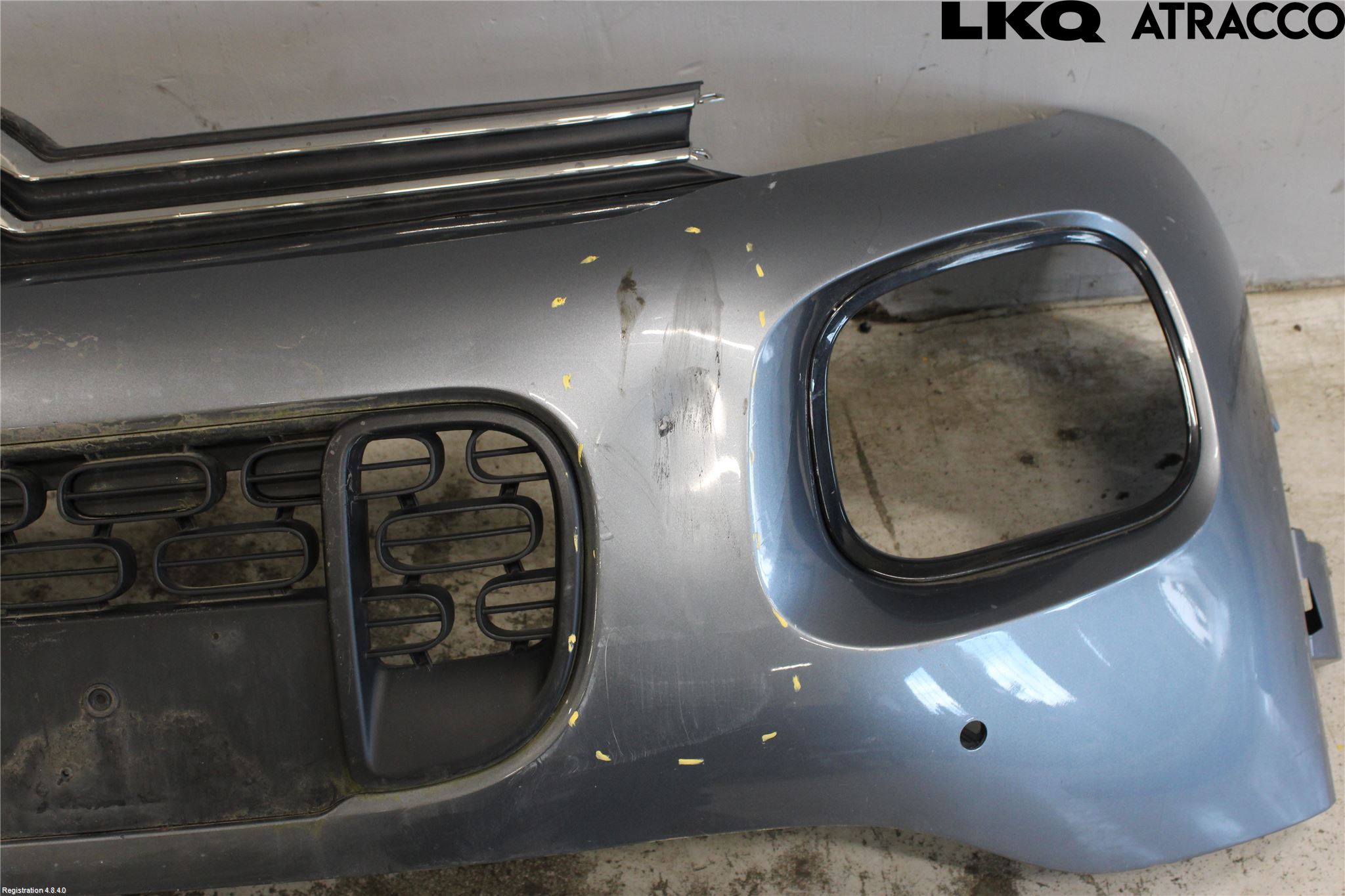 Citroen C4 GRAND PICASSO 14-18 Stötfångarbeklädnad Fram