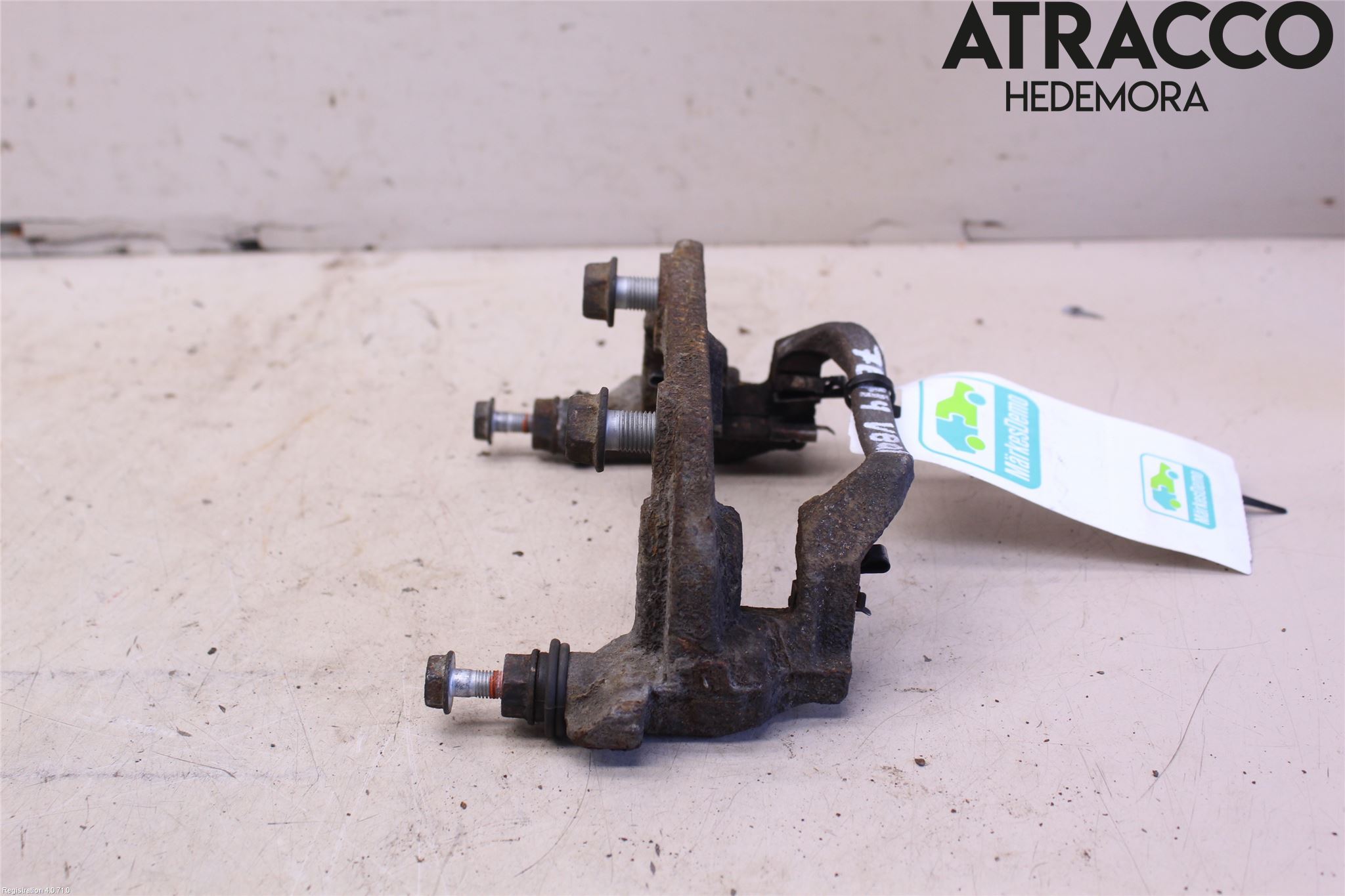 Lexus NX 300h 15-21 Bromsokshållare