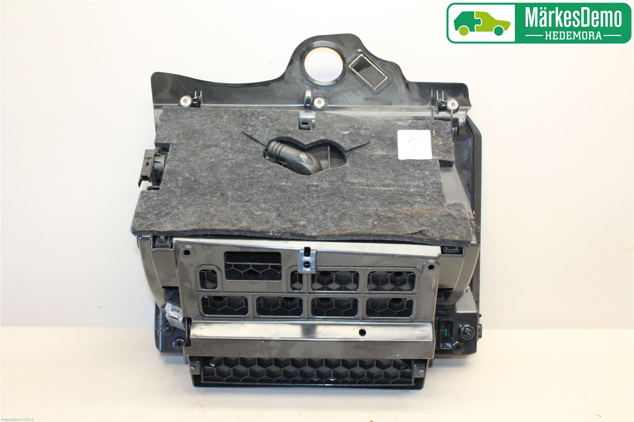 Volkswagen VW PASSAT 11-14 Handskfack