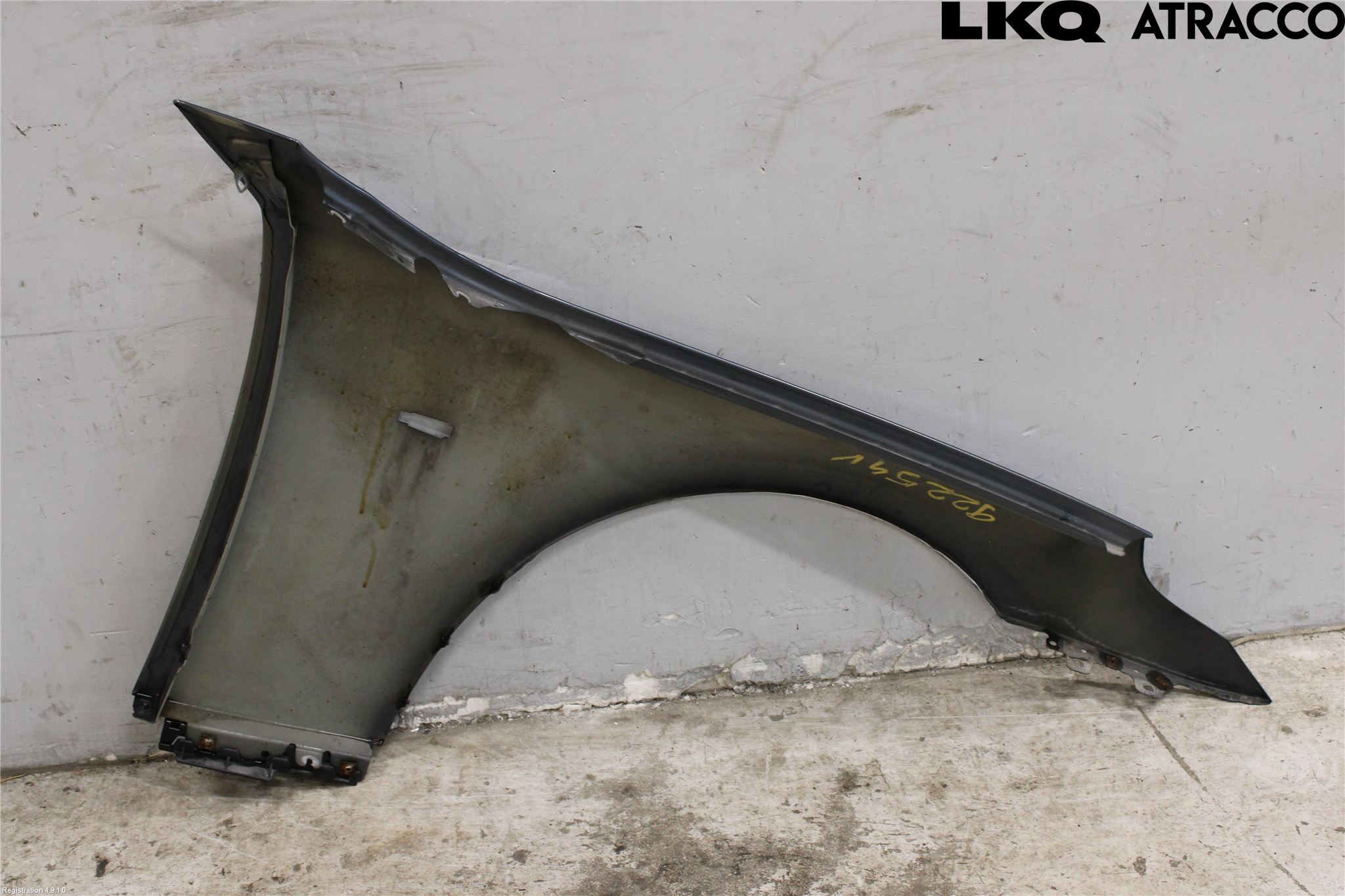 BMW 5 E60/61 Sed/Tou 02-10 Skärm Fram Vänster