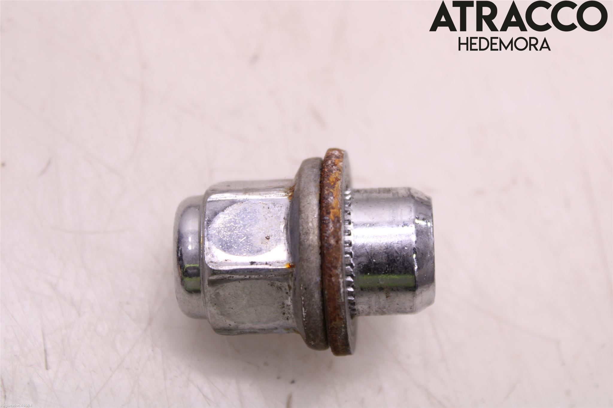 Toyota YARIS XP130 15-20 Hjulmutter-Bult-Sats