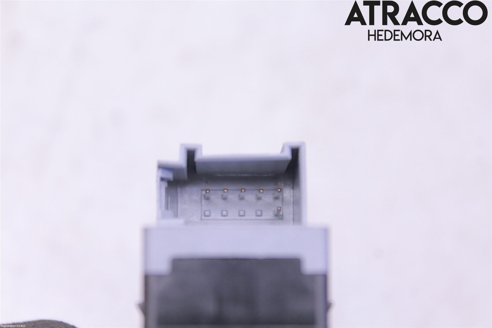 Audi ALLROAD 06-11 Strömställare Fram