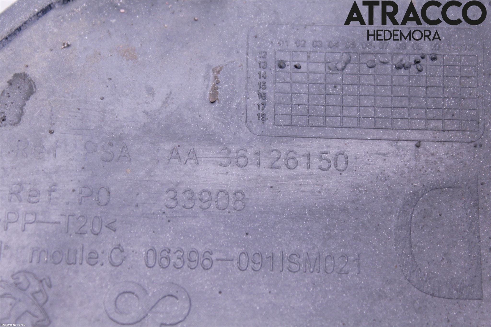 Peugeot 308 14-21 Dimljussarg Fram