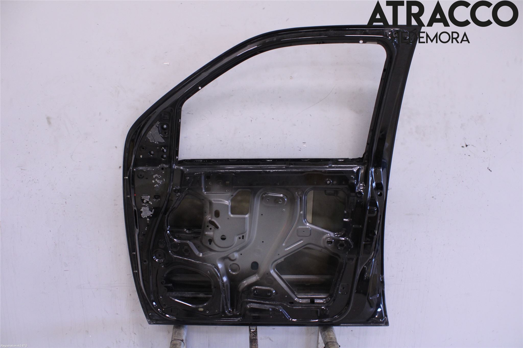 Nissan NAVARA 05-16 Dörr Fram Höger