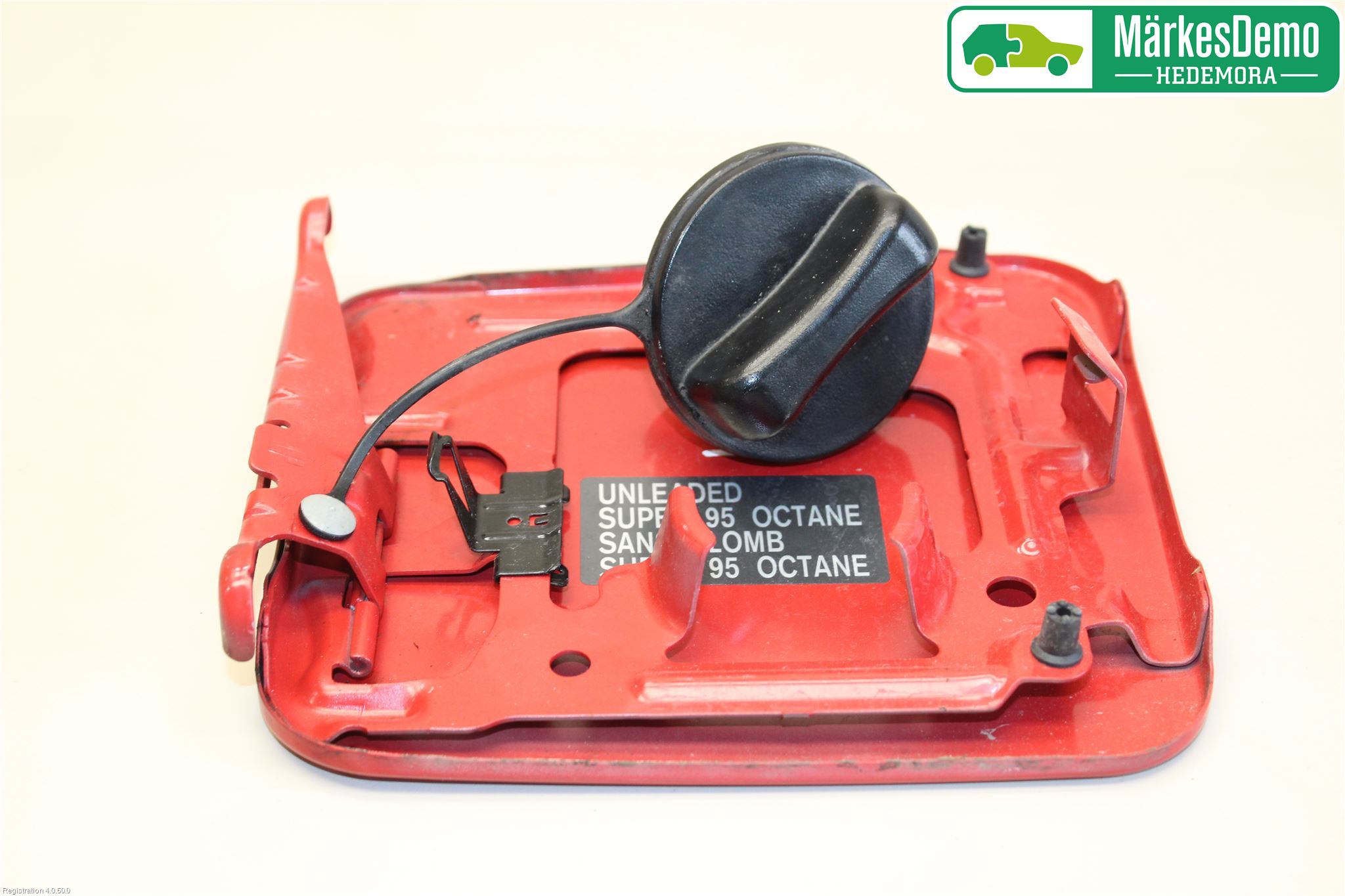 Nissan PULSAR Tanklucka
