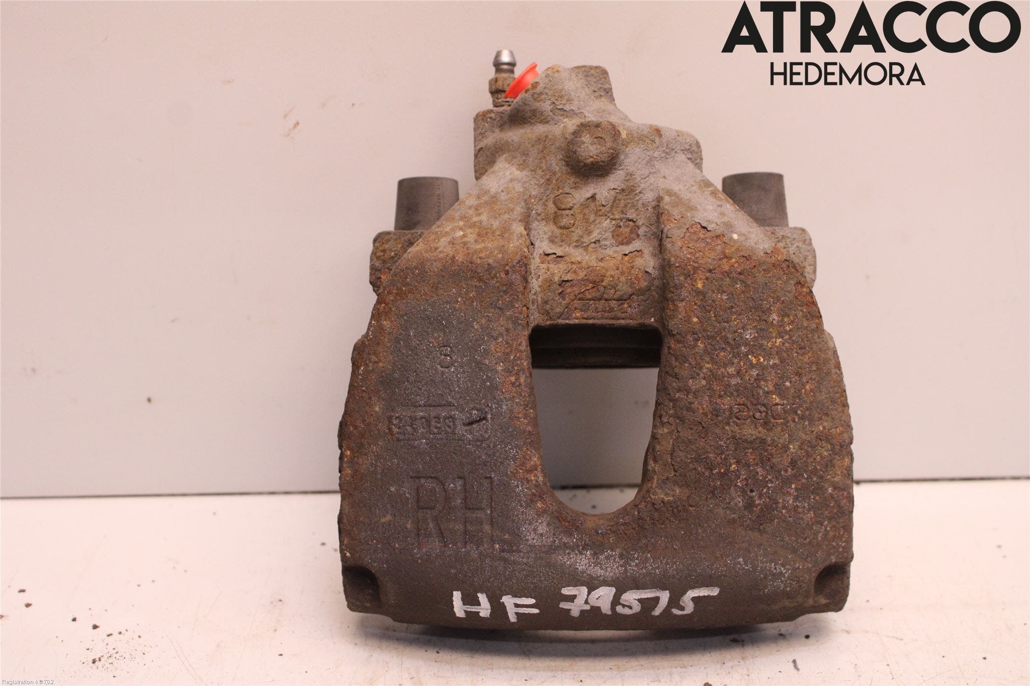 Ford FOCUS 04-07 Bromsok Fram Höger