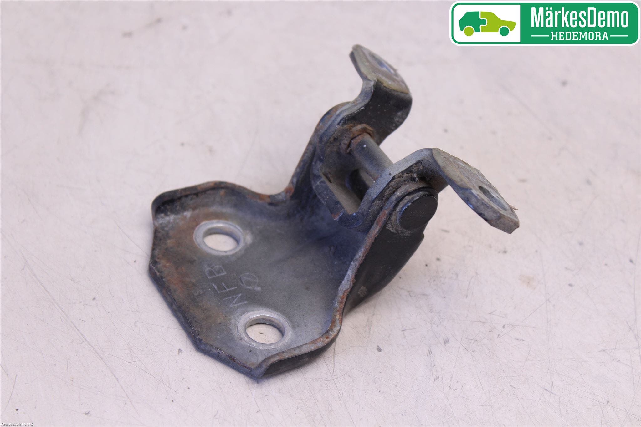 Subaru FORESTER SG 06- Dörrgångjärn