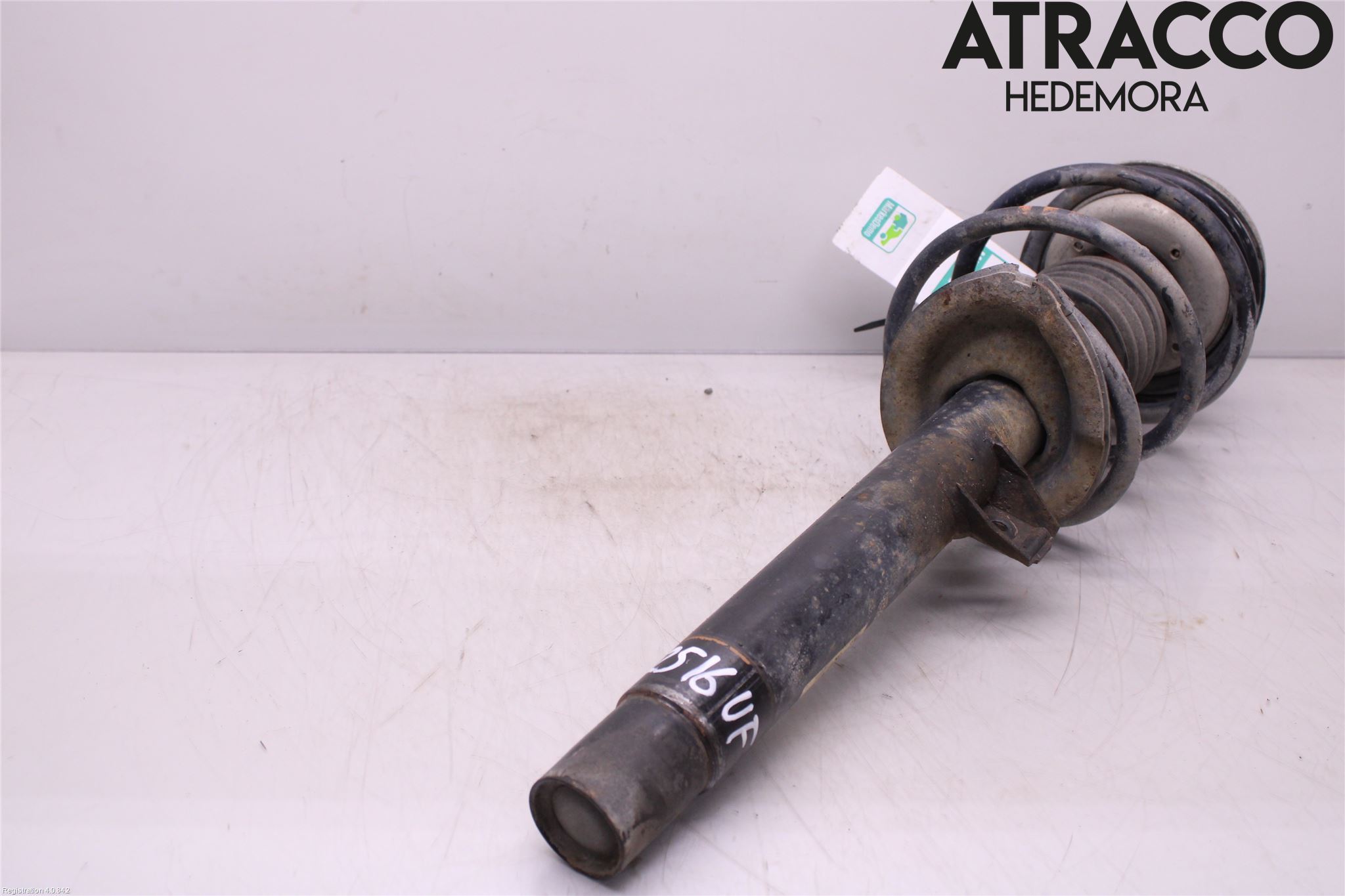 BMW 3 E46      98-05 Fjäderben Fram Höger