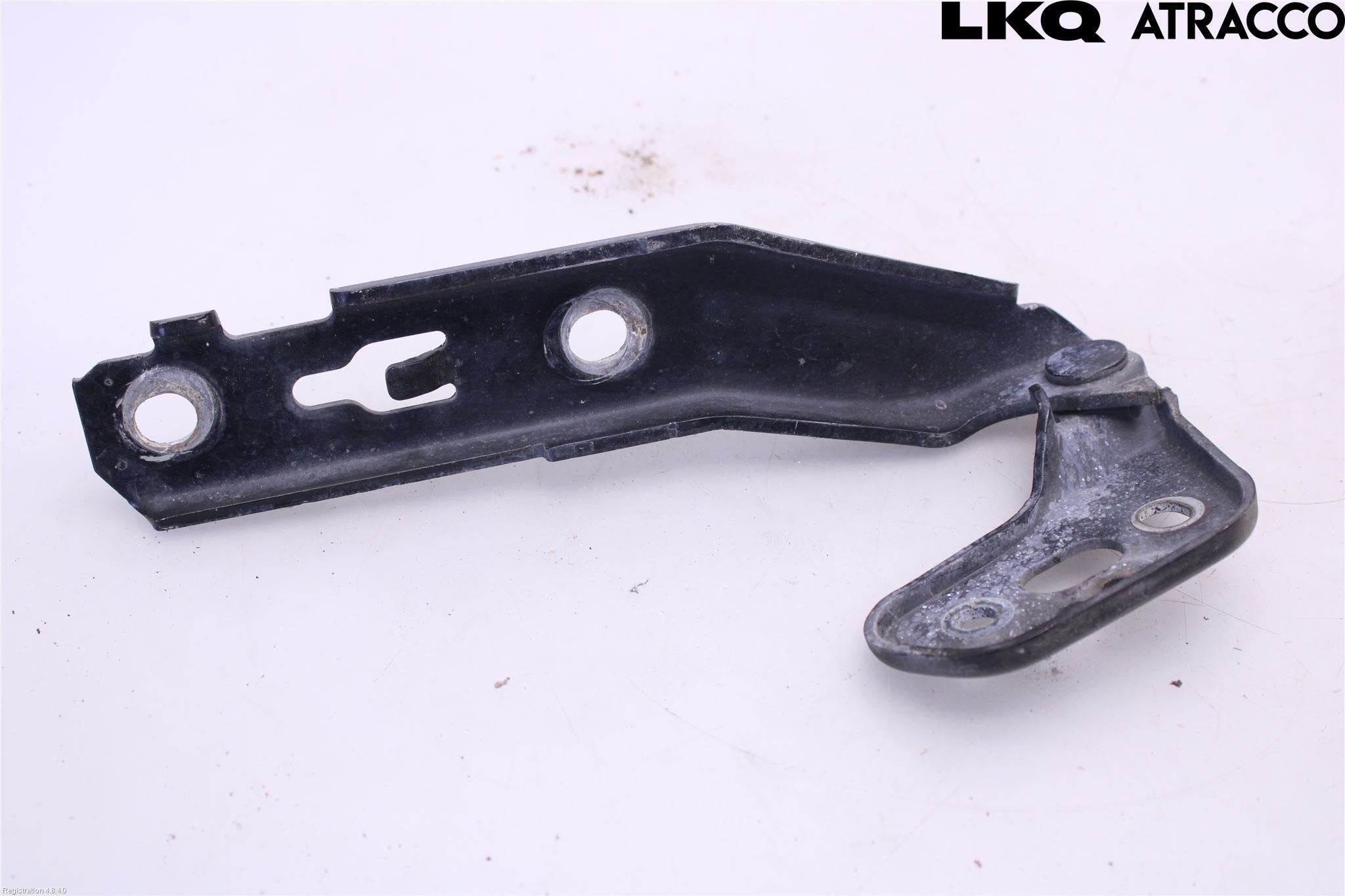 Audi A6/S6 05-11 Huvgångjärn