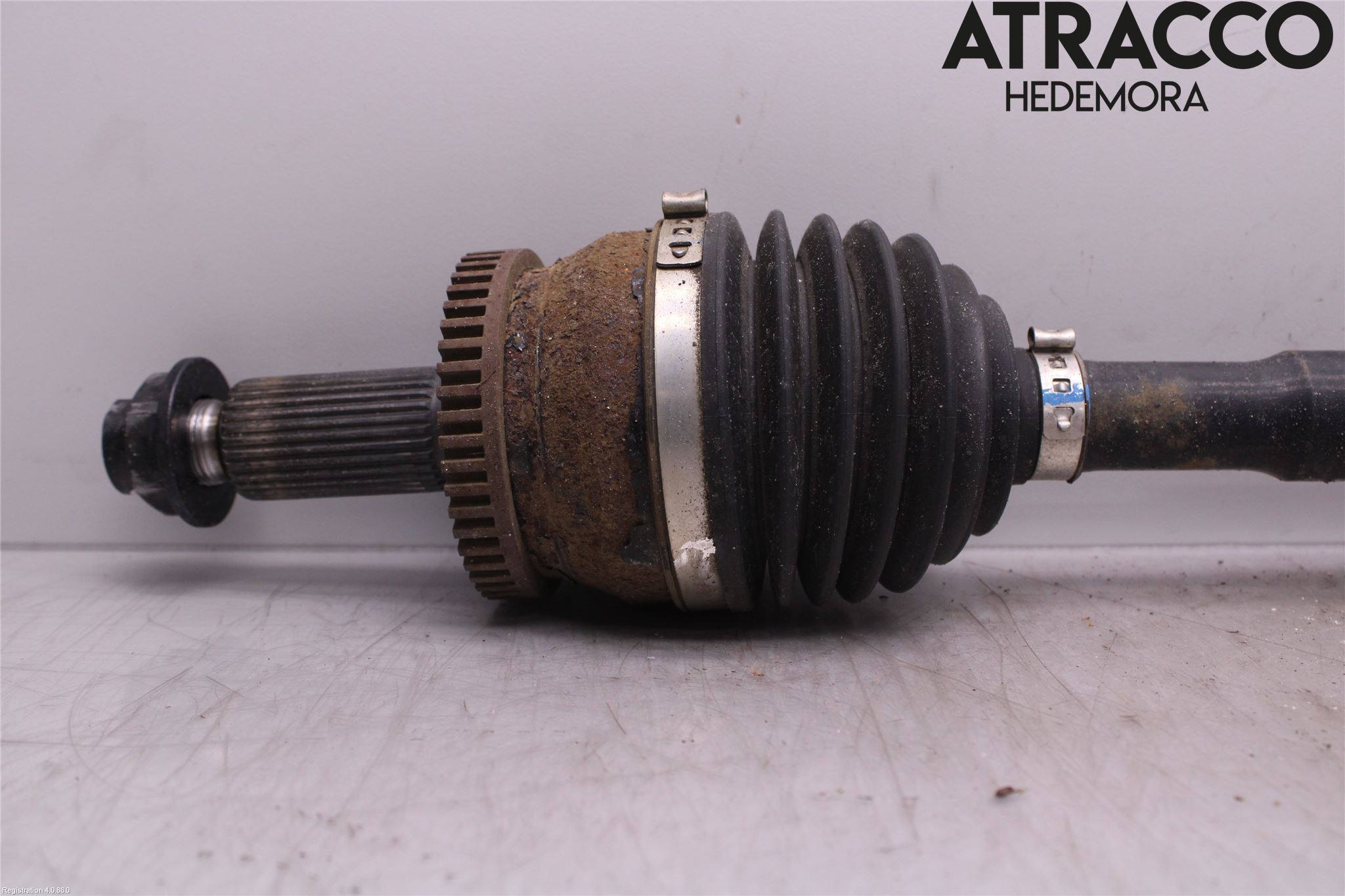 Hyundai i40 16-18 Drivaxel Fram Höger