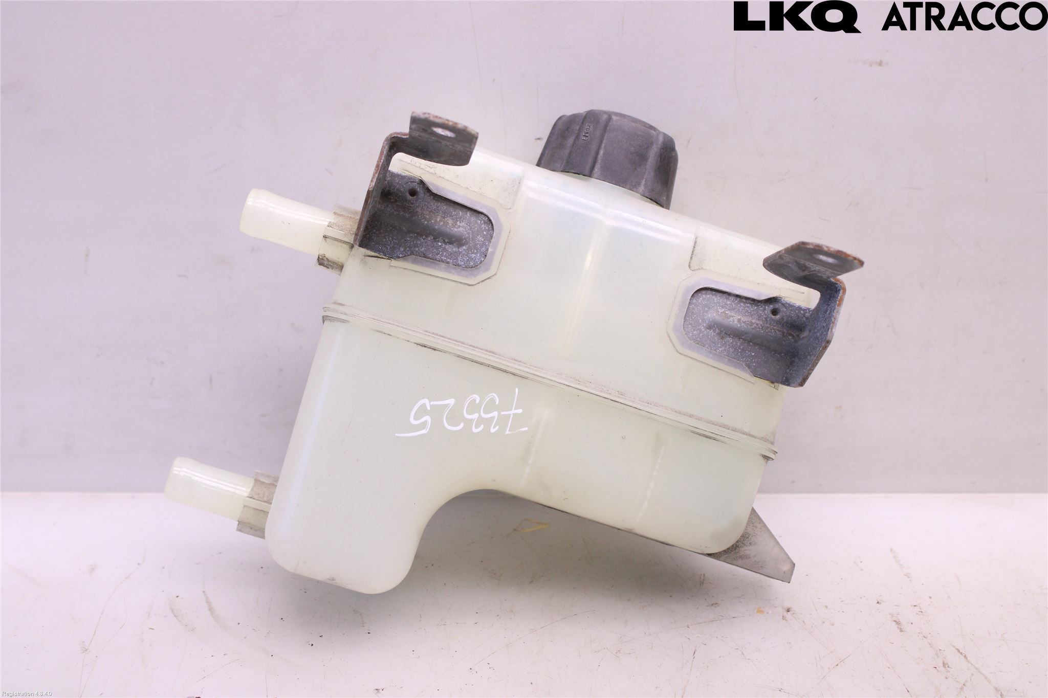 Mitsubishi OUTLANDER 13-21 Expansionstank