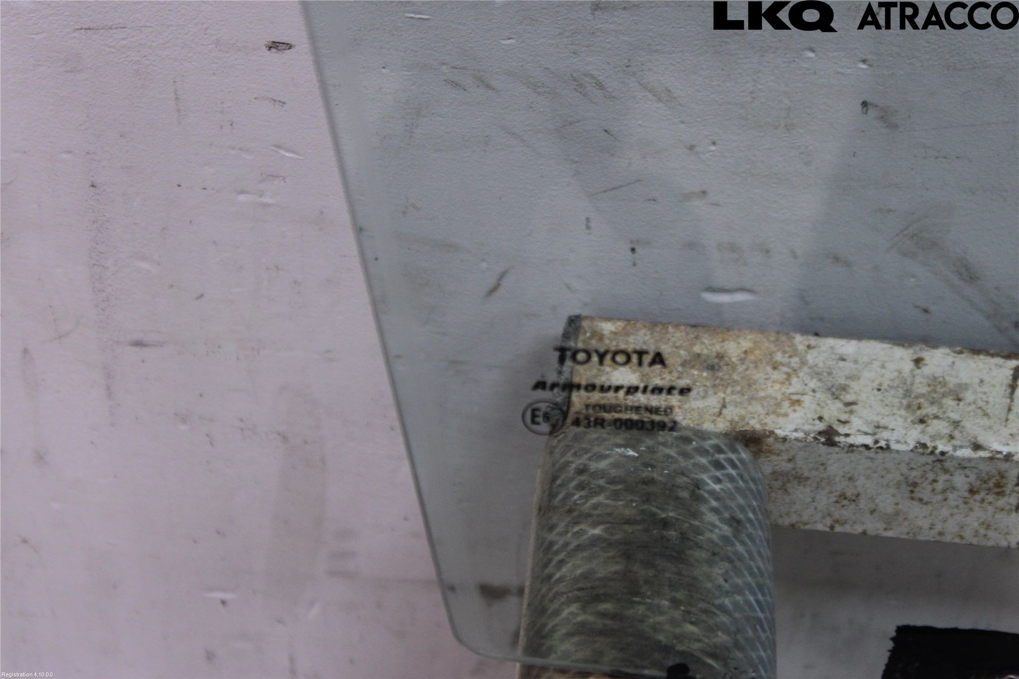 Toyota HILUX 16- Dörruta Fram Höger