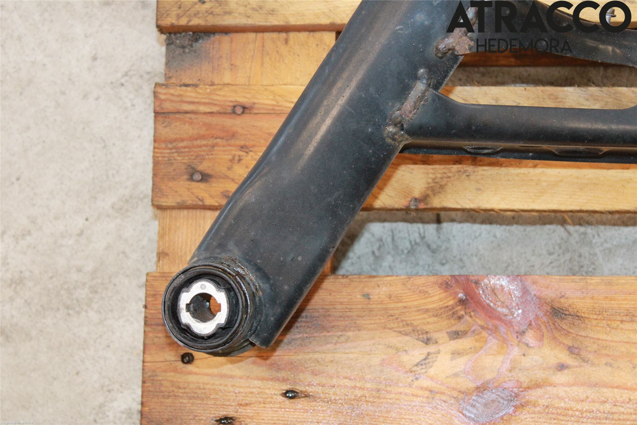 Volkswagen VW TIGUAN 16-24 Bakaxelbalk