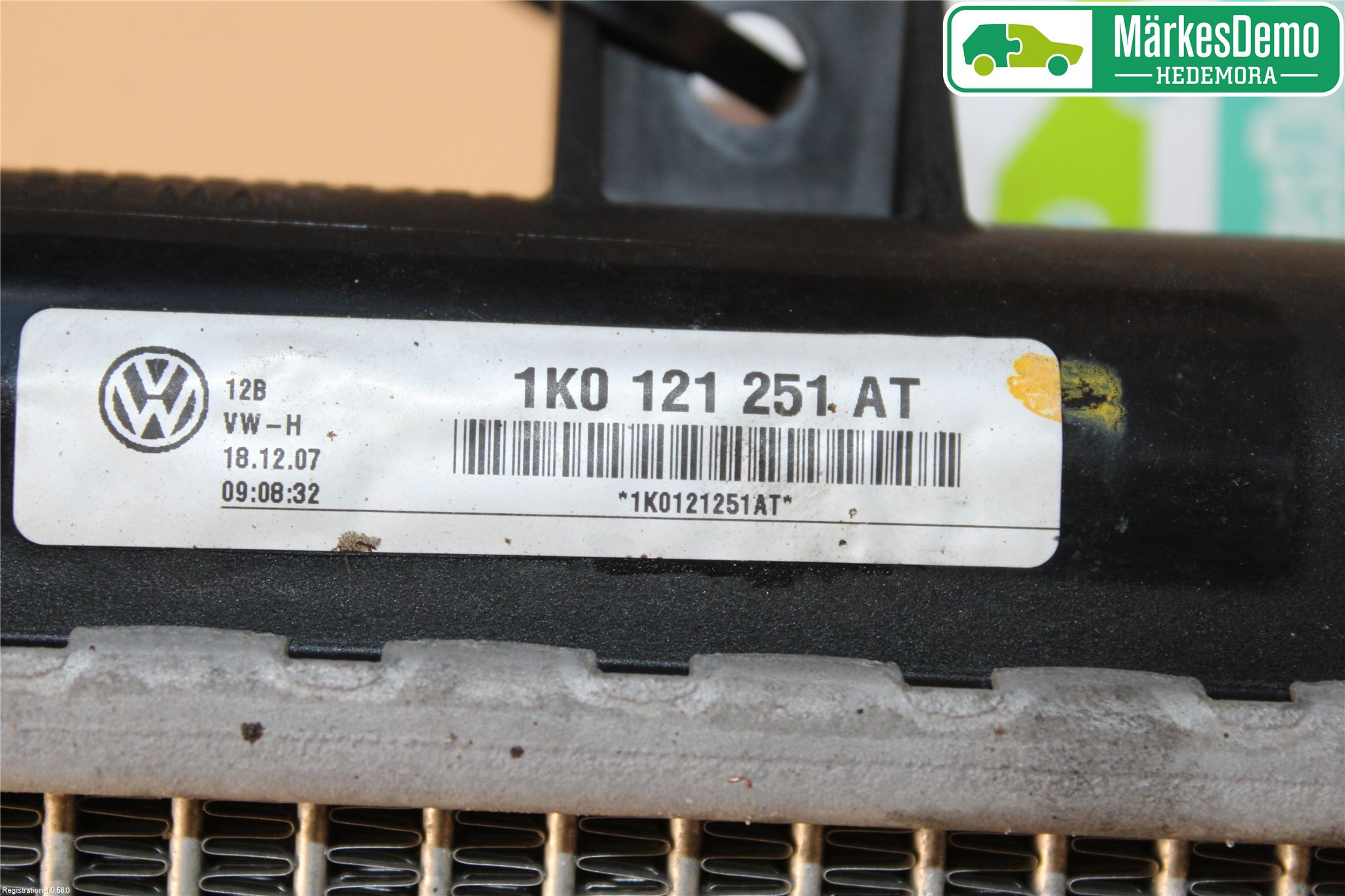 Volkswagen VW GOLF V 04-09 Kylare Man