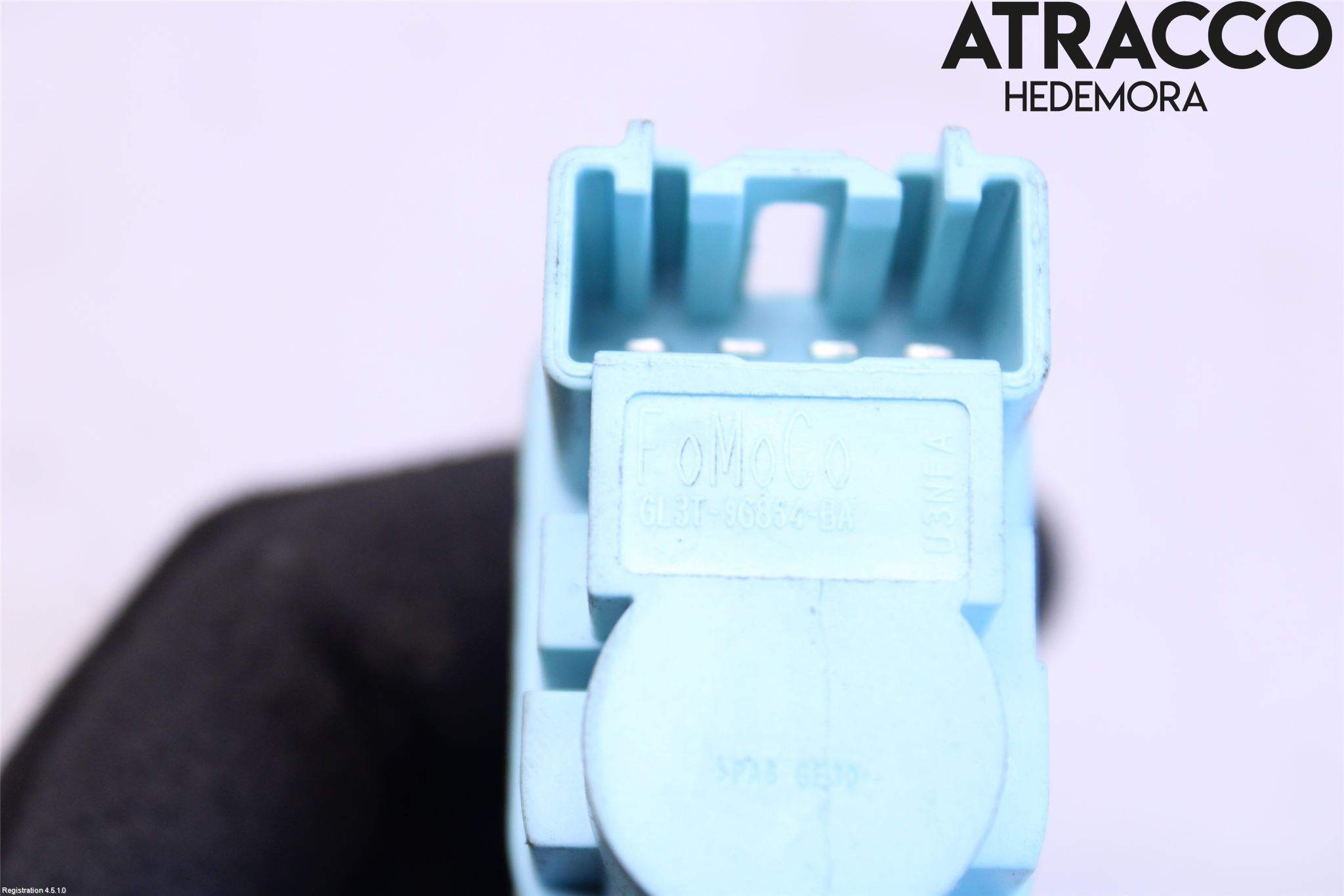 Ford E-TRANSIT SKÅP/BUSS 22- Bromsljuskontakt