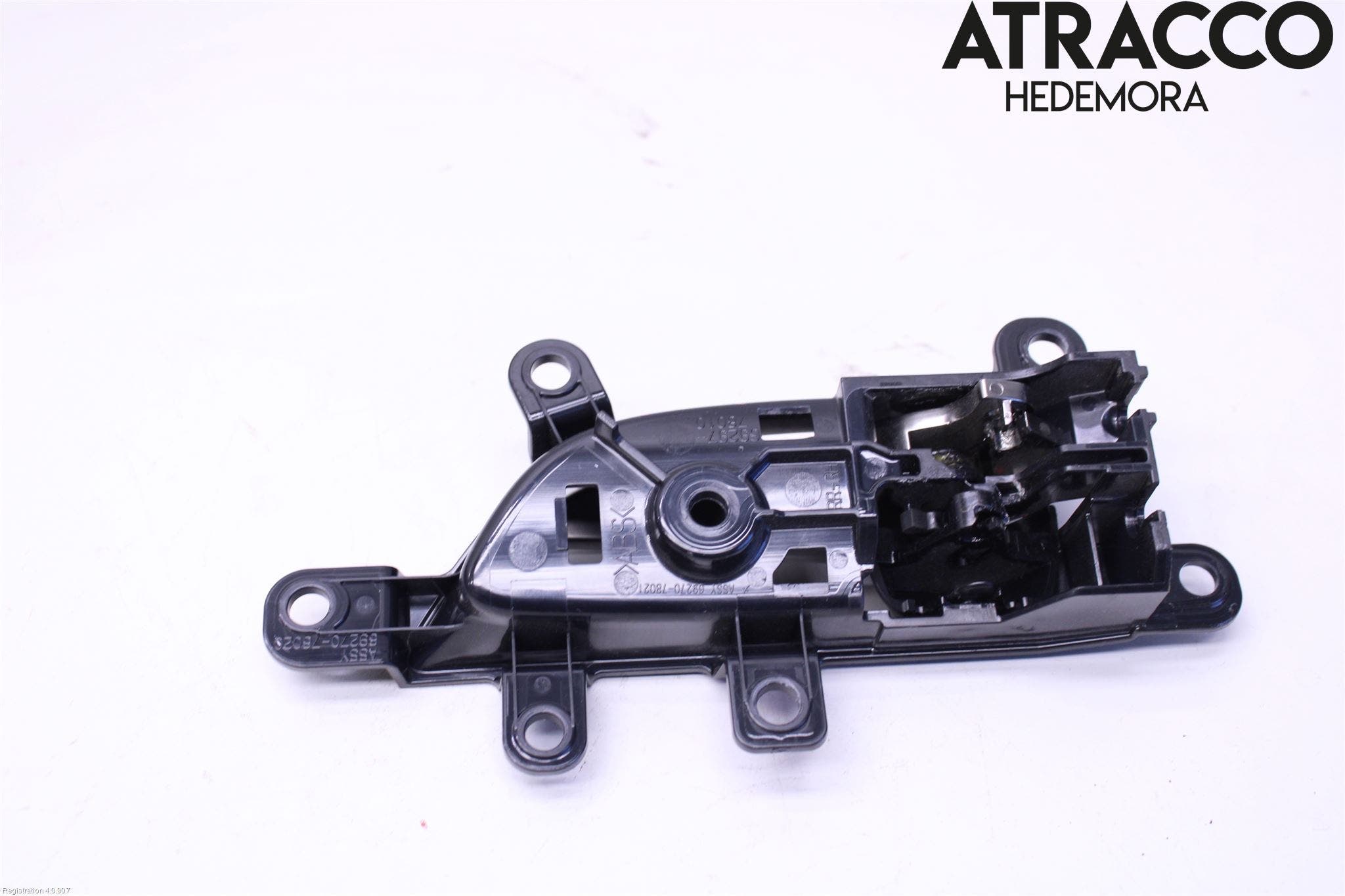 Lexus NX 300h 15-21 Dörrhandtag Inre Hö