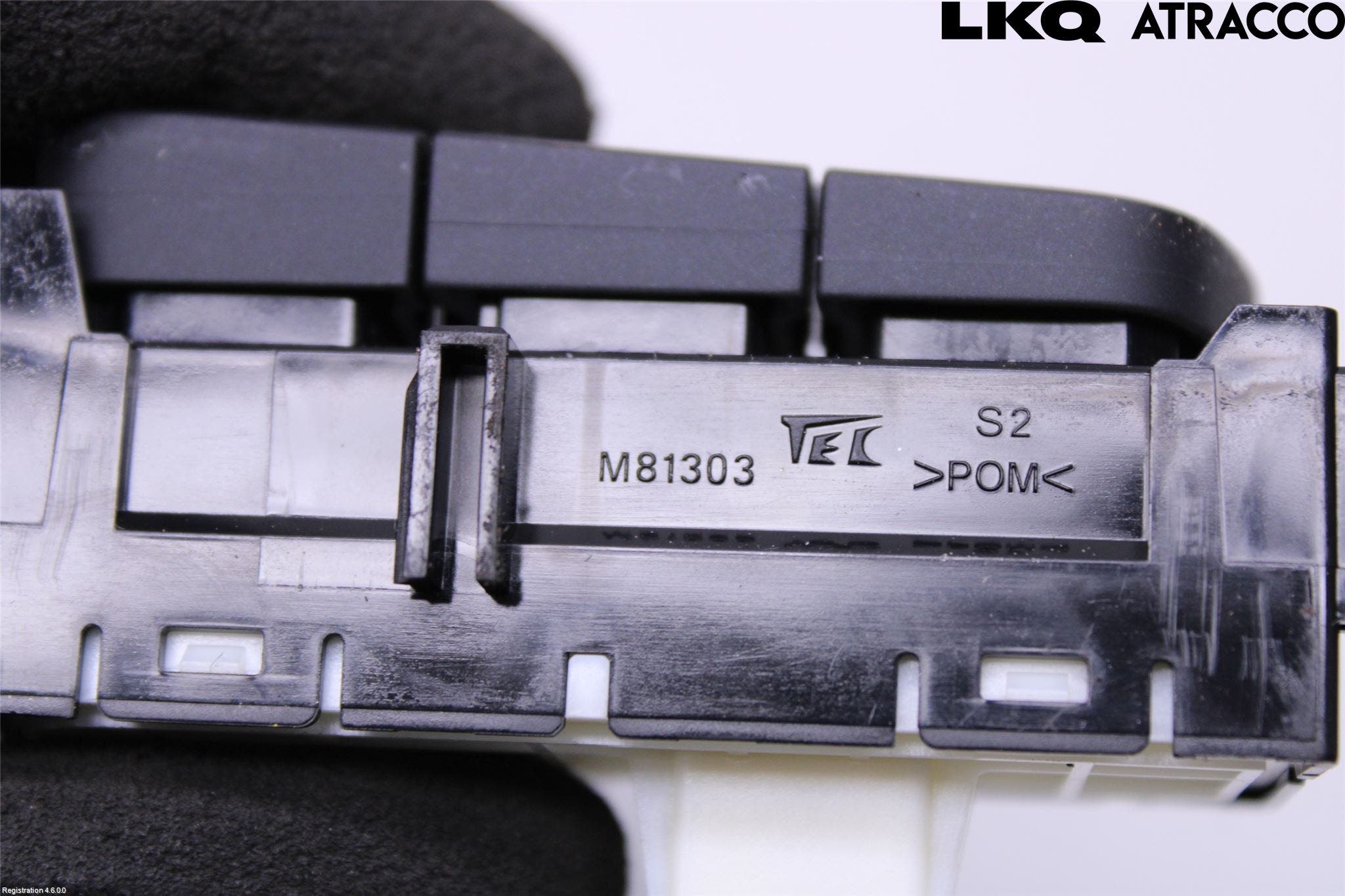 Toyota YARIS CROSS XP21 21- Strömställare Multifunktion