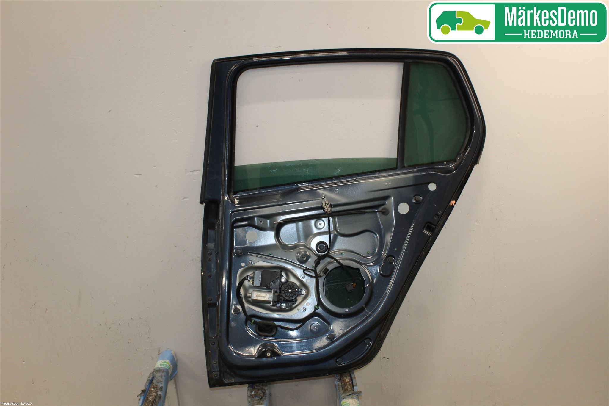 Volkswagen VW GOLF V 04-09 Dörr Bak Höger