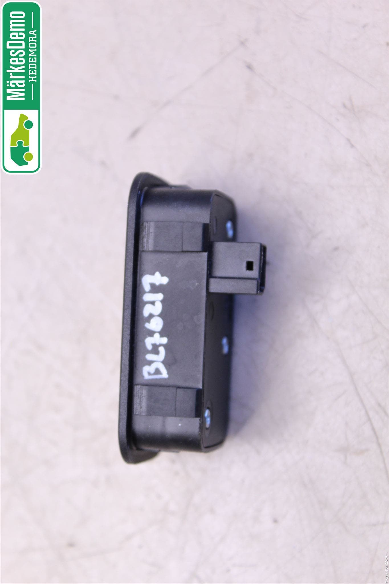 Mercedes-Benz MB S-KLASS (W221) 05-13 Strömställare Baklucka