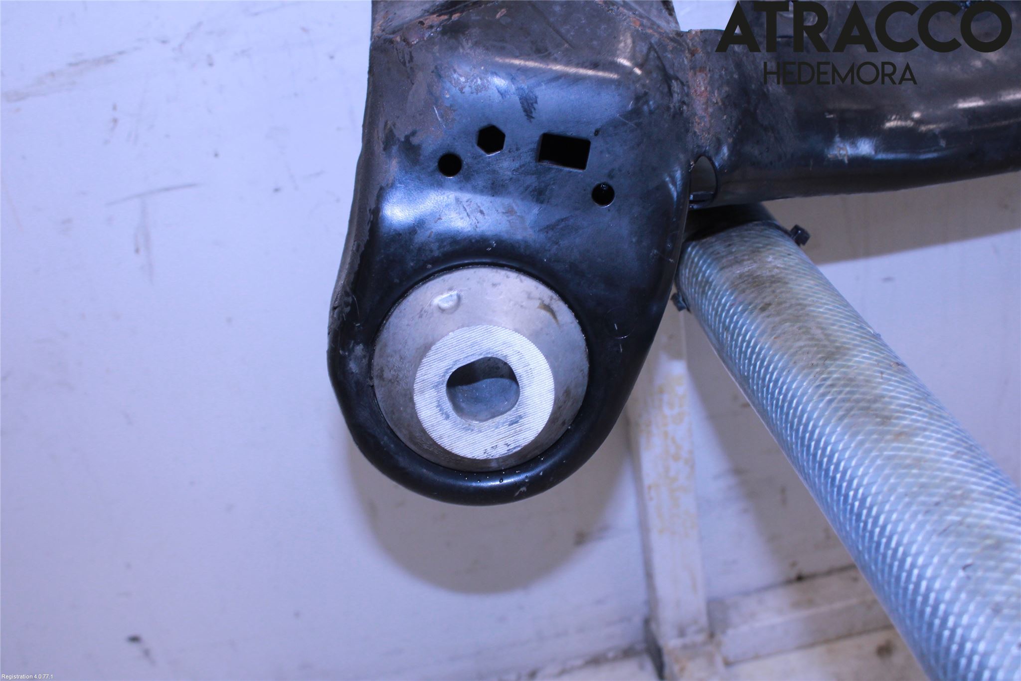 Audi A6/S6     05-11 Framvagnsbalk