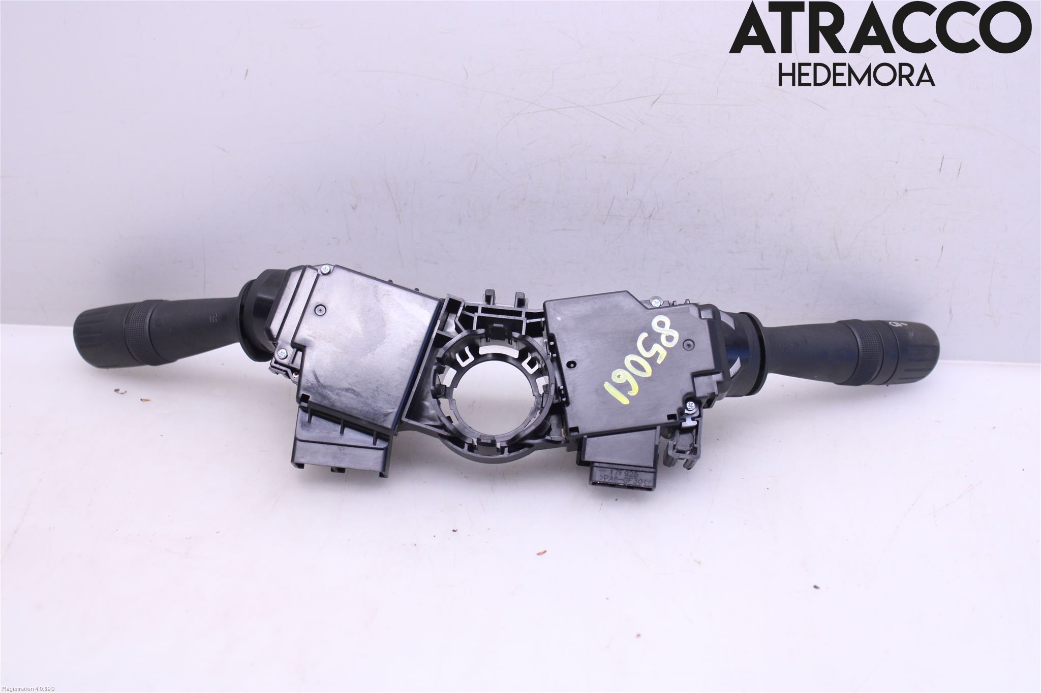 Toyota HILUX 16- Spakcentral