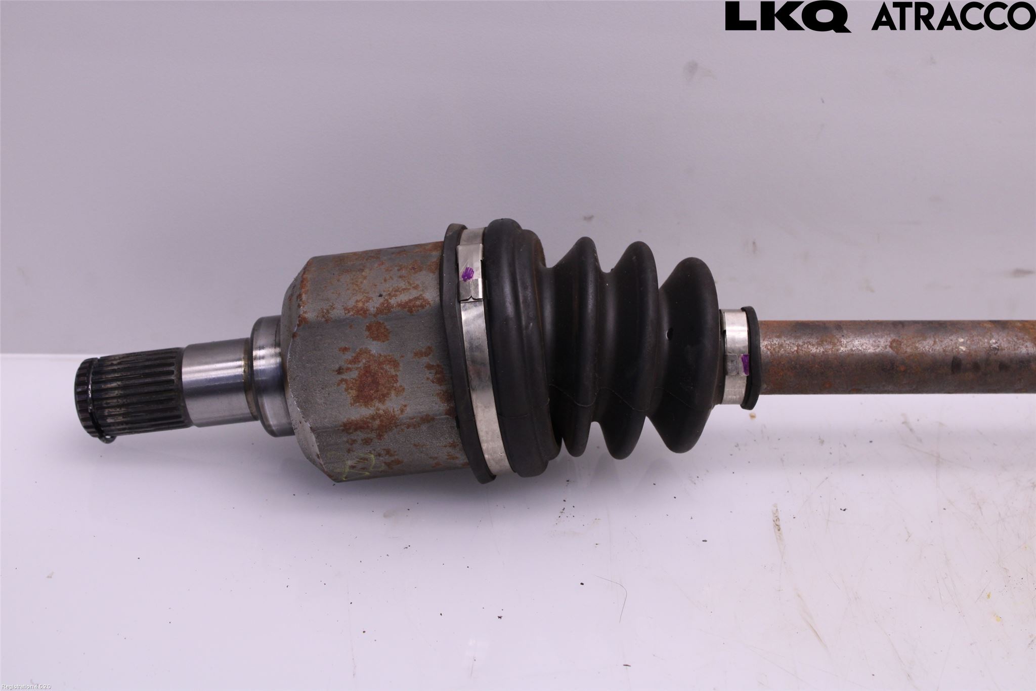 Kia CEED 06-12 Drivaxel Fram Höger