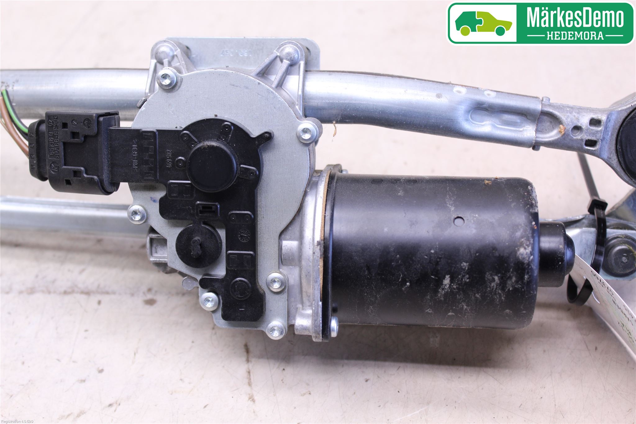 BMW 3 E90/91 SED/TOU 05-12 Torkarmotor Vindruta