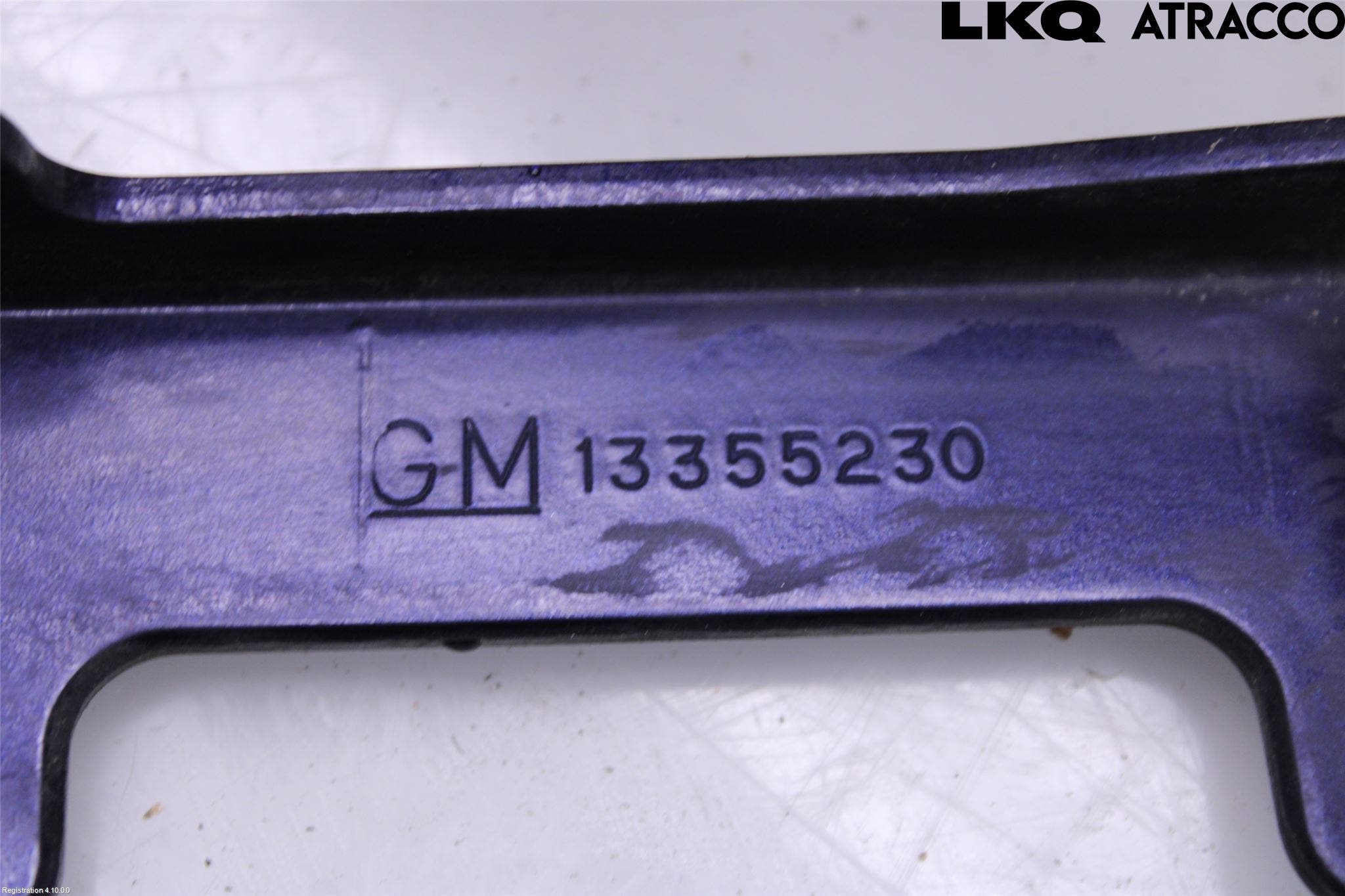 Opel ADAM 13-20 Huvgångjärn