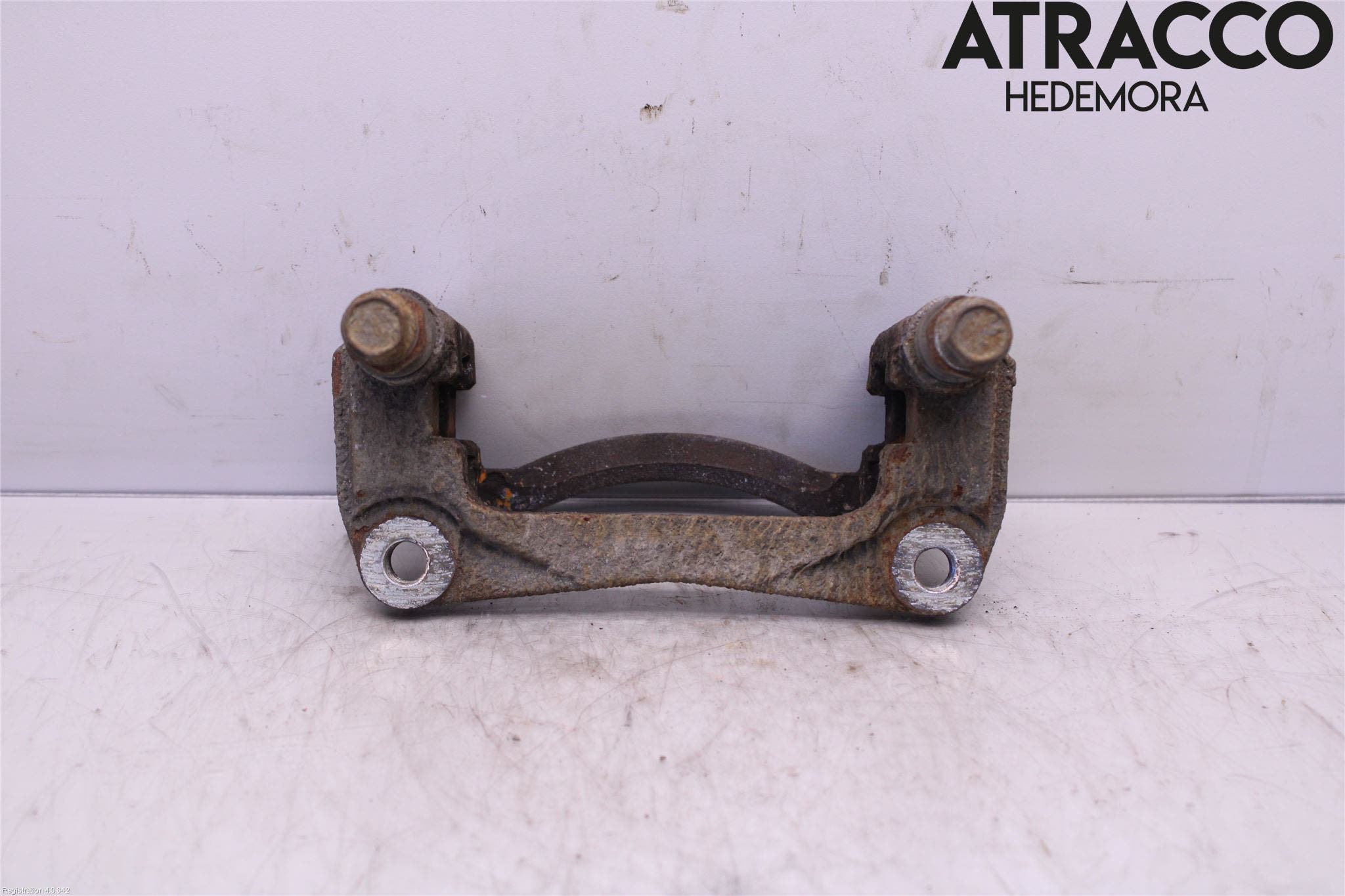 Suzuki SWIFT 11-16 Bromsokshållare