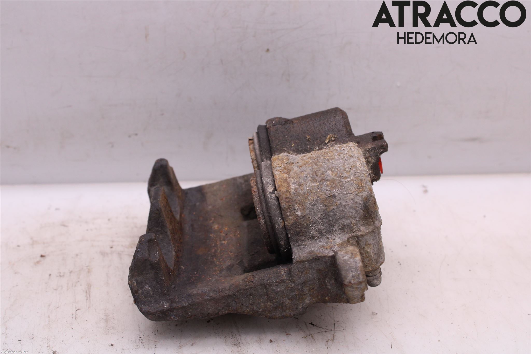 Nissan NAVARA 05-16 Bromsok Fram Vänster